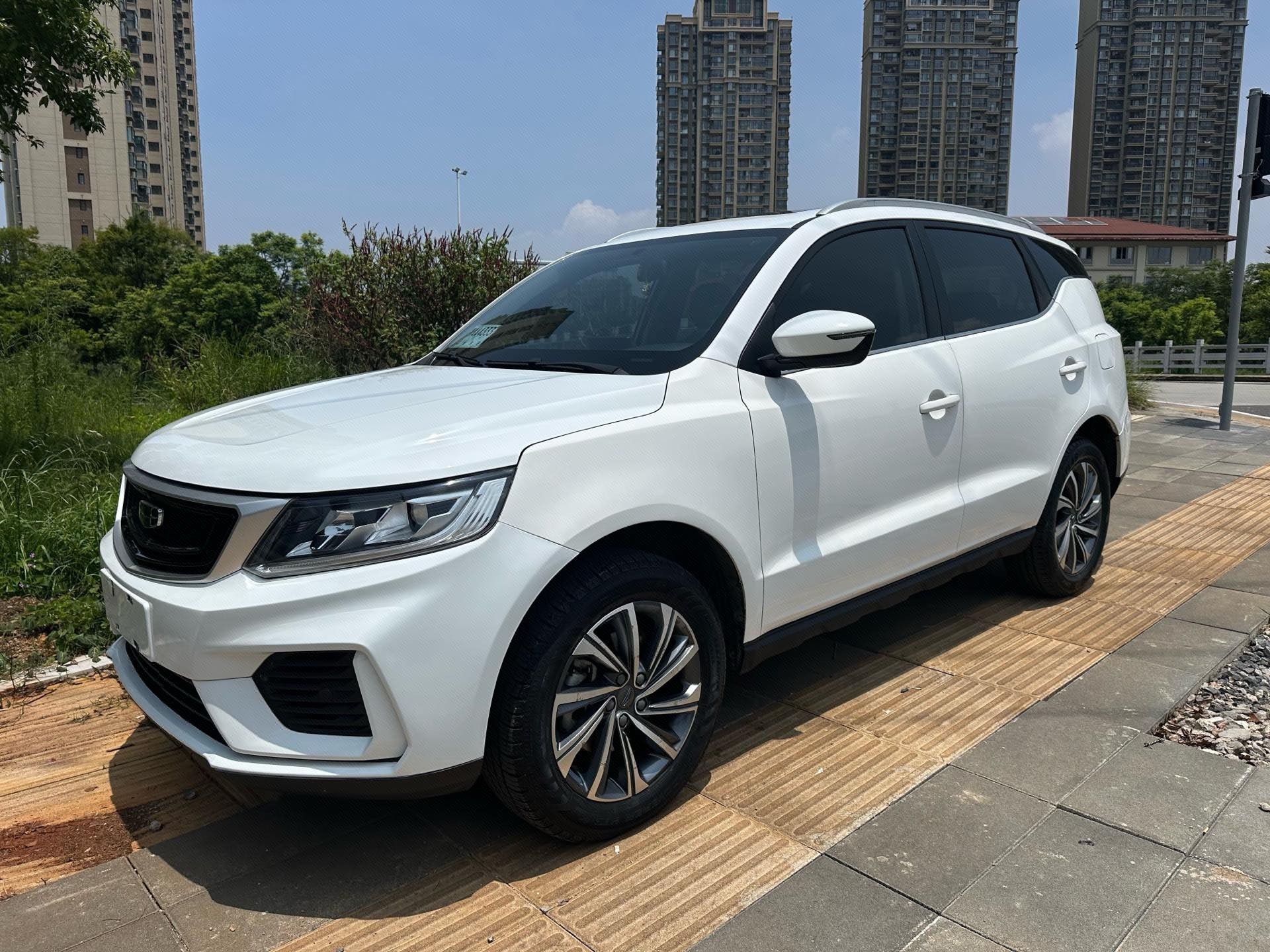 GEELY Vision X6 2020 GEELY Vision X6 2020 car image