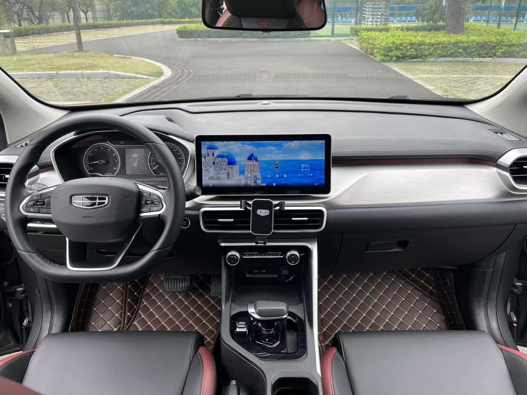 GEELY Coolray 2023 #7 GEELY Coolray 2023 car image #7