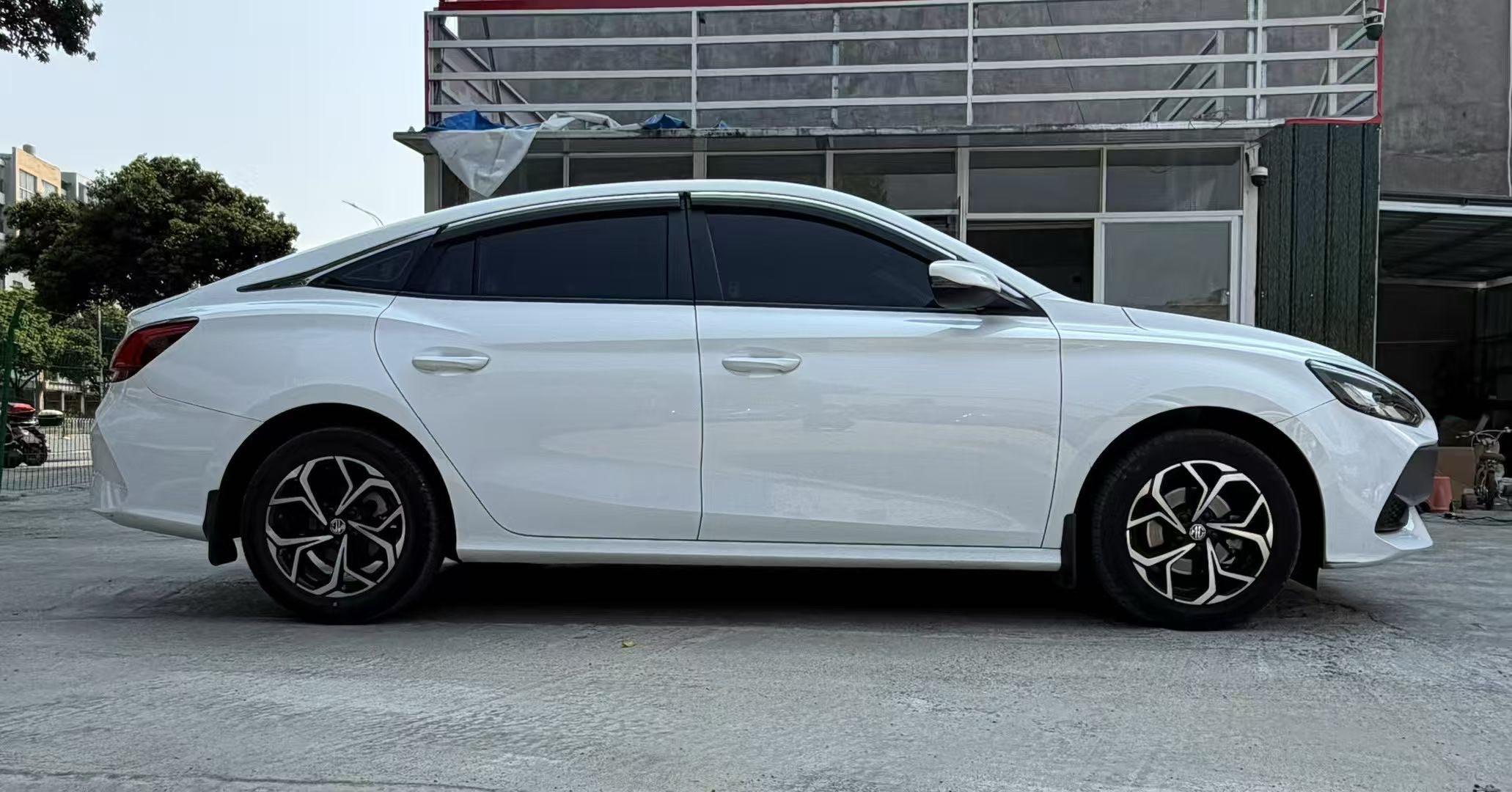 MG 5 2024 #8 MG 5 2024 image de voiture #8