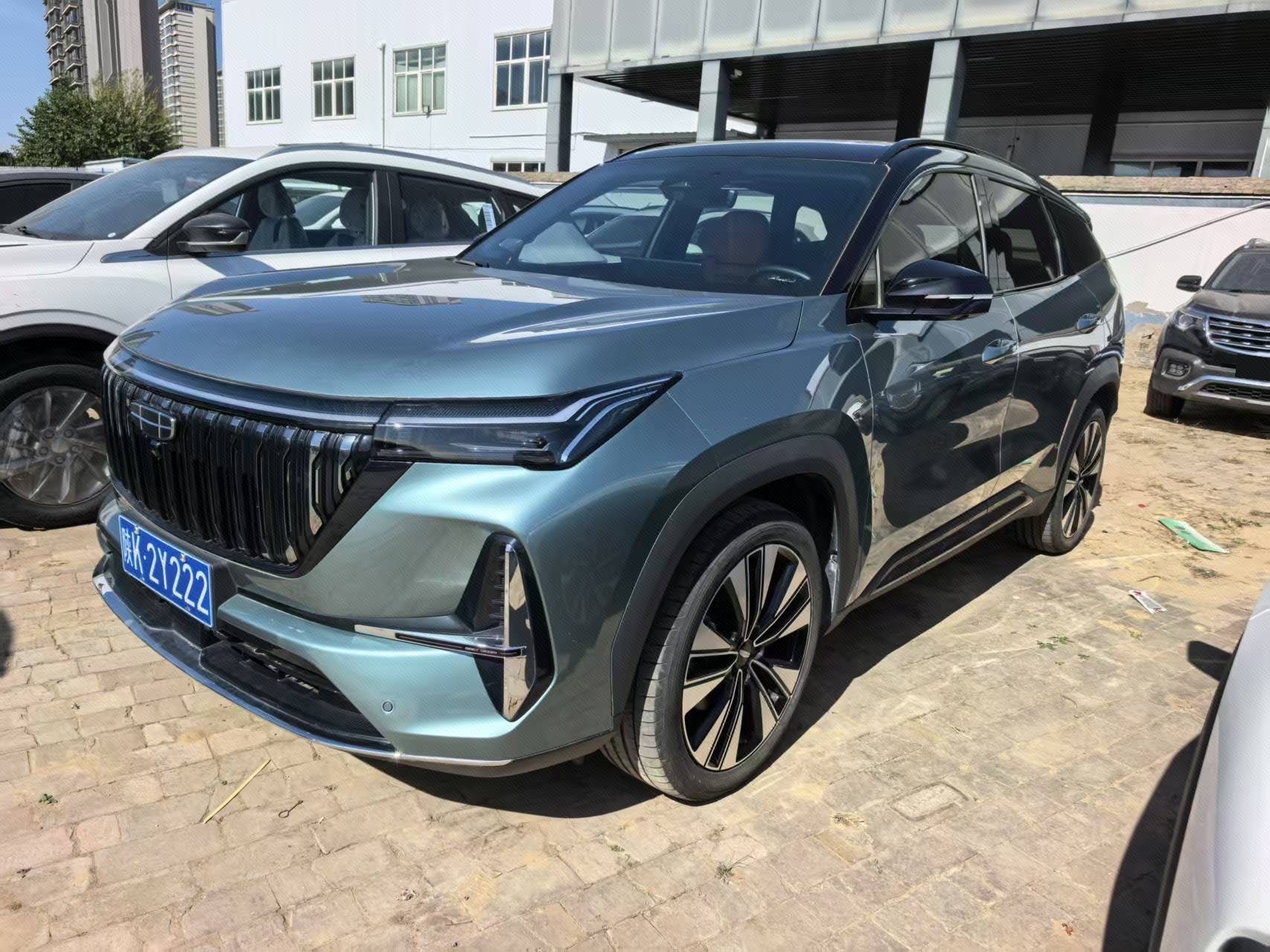 GEELY Boyue L 2025 car image 