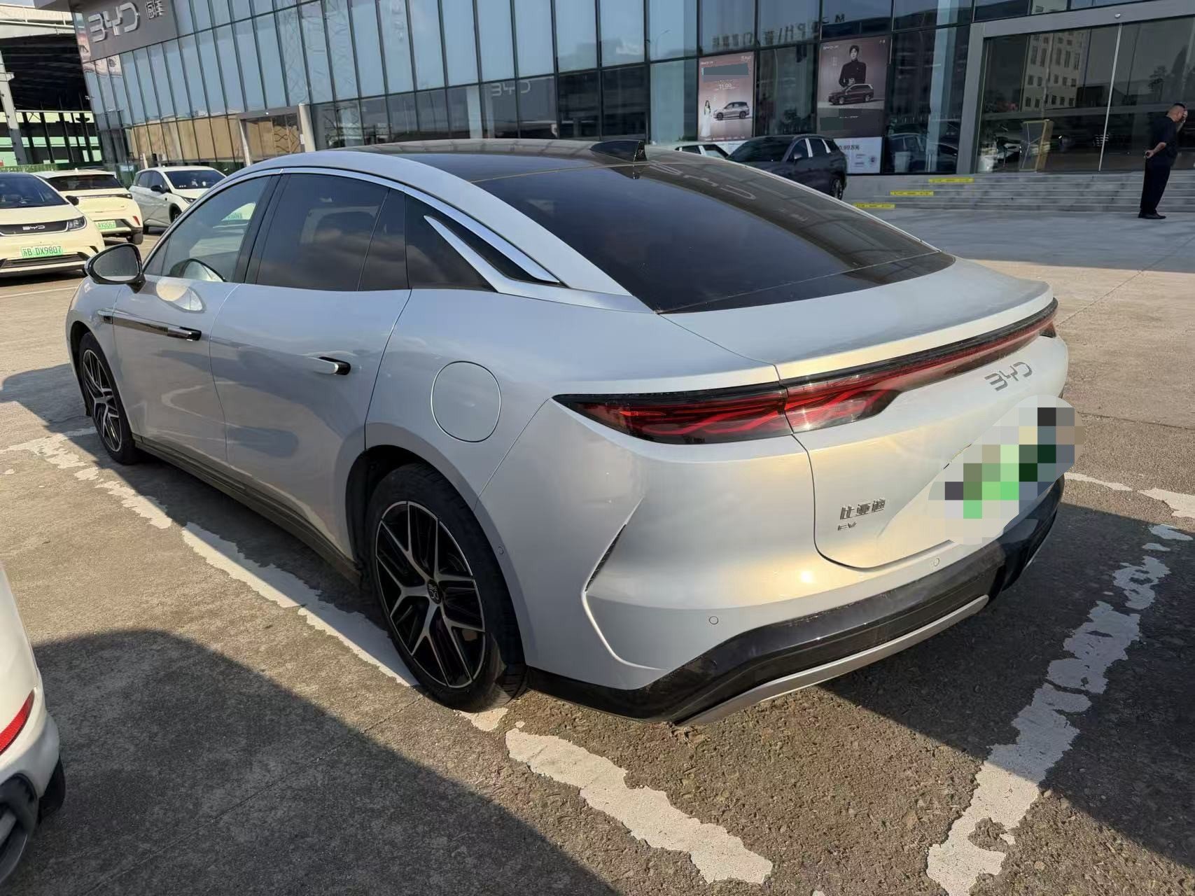 BYD HanL 2025 #4 BYD HanL 2025 imagem de carro #4