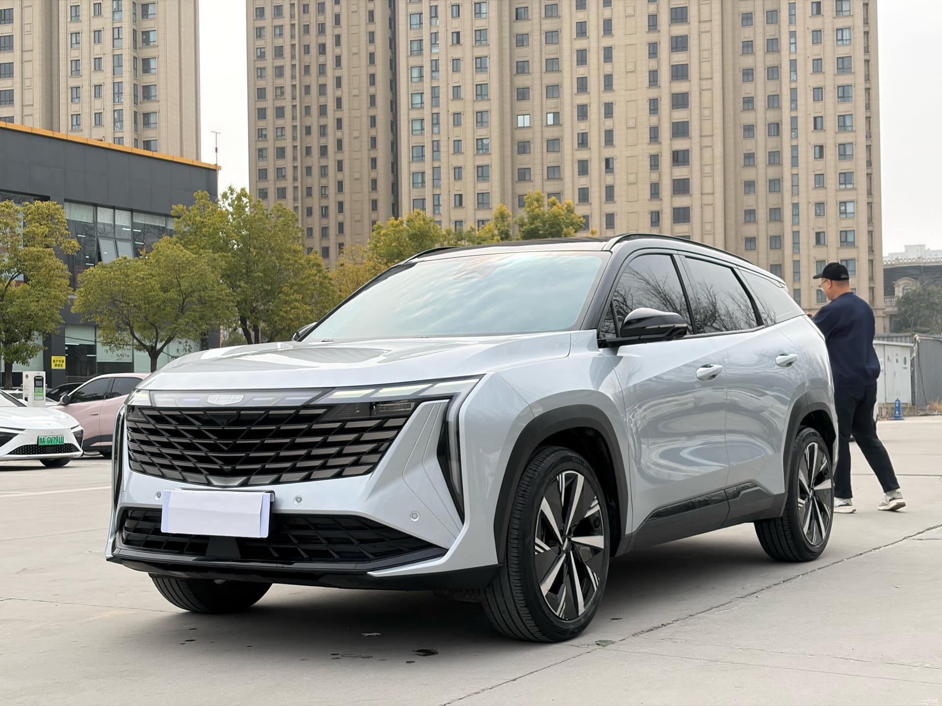 GEELY Boyue L 2023 GEELY Boyue L 2023 car image