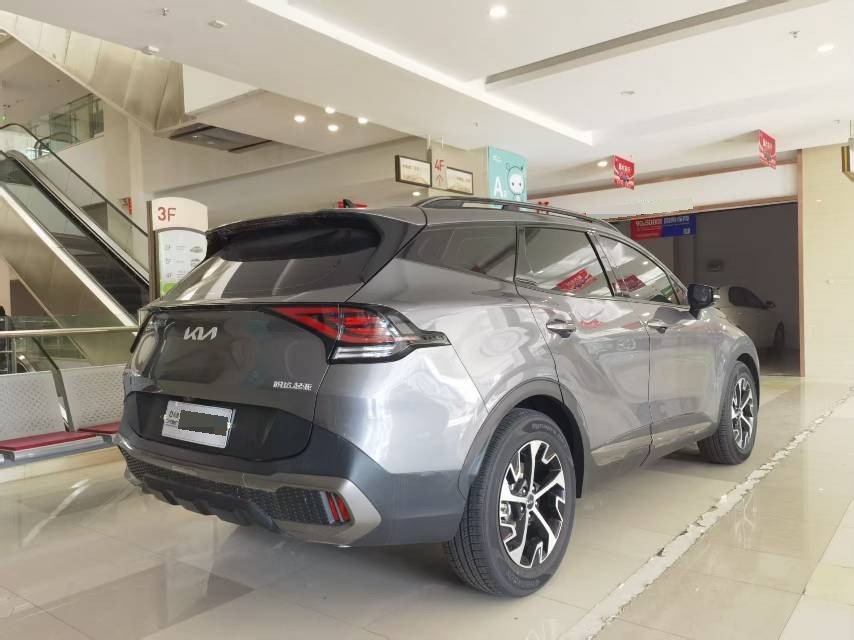 Kia Sportage 2023 изображение автомобиля #8