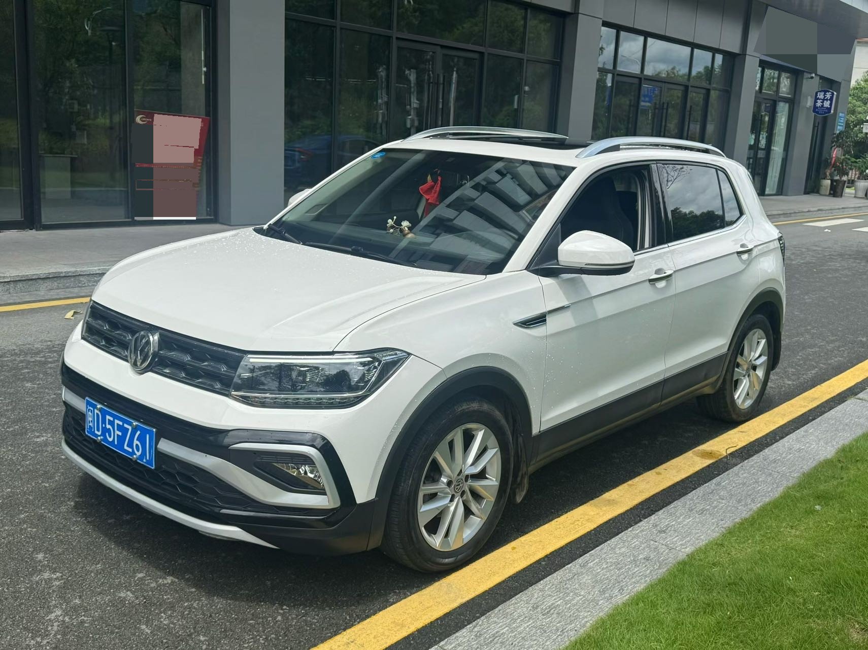 2019 2019 car image