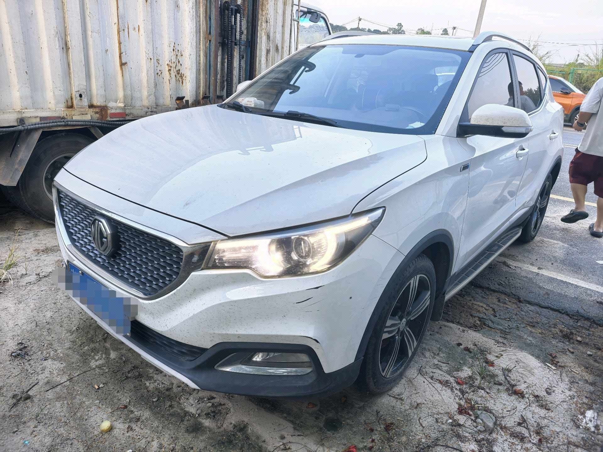 MG ZS 2017 MG ZS 2017 car image