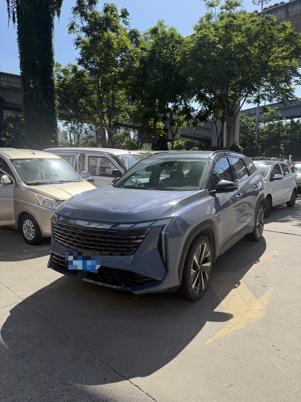 GEELY Boyue L 2022 car image 