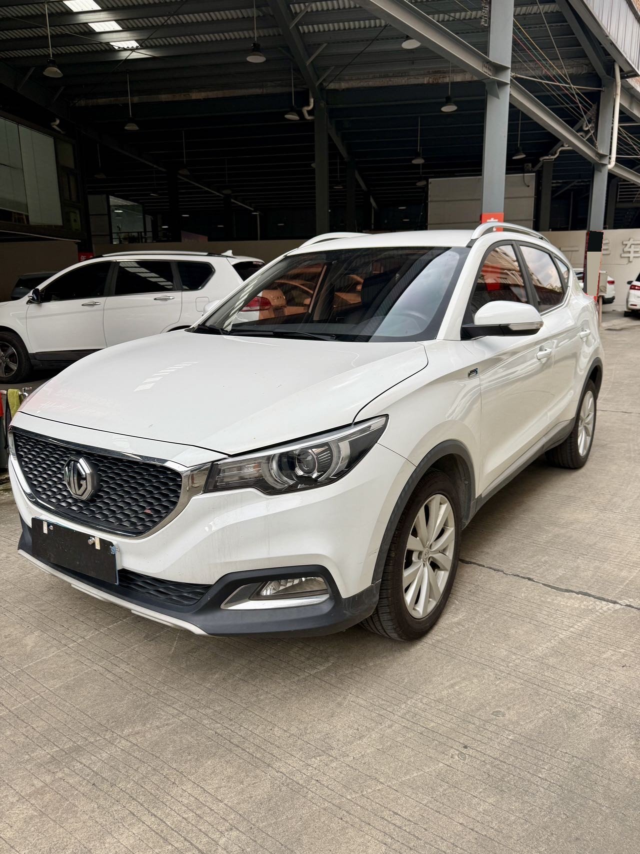 MG ZS 2017 car image 