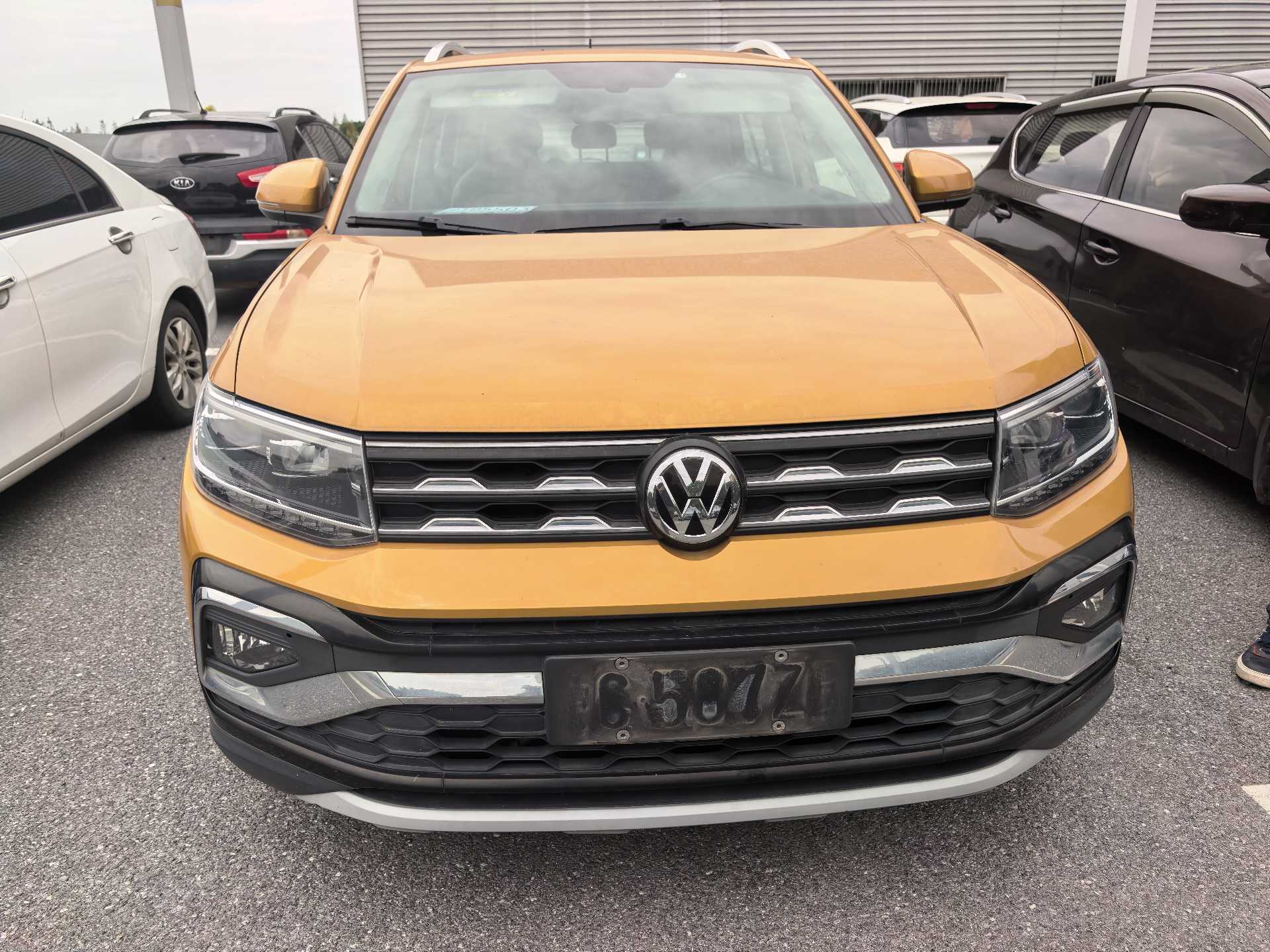 Volkswagen T-Cross 2019 #2 Volkswagen T-Cross 2019 car image #2