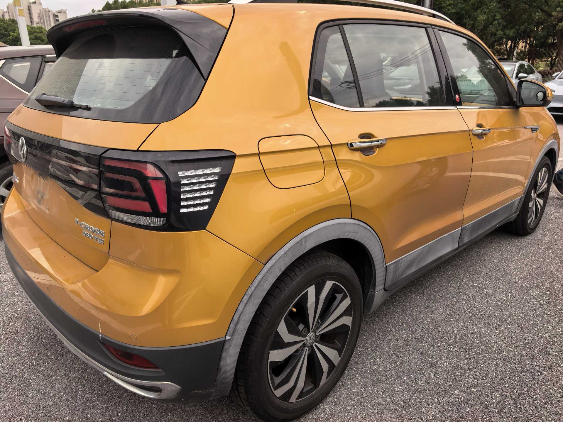 Volkswagen T-Cross 2019 #5 Volkswagen T-Cross 2019 car image #5