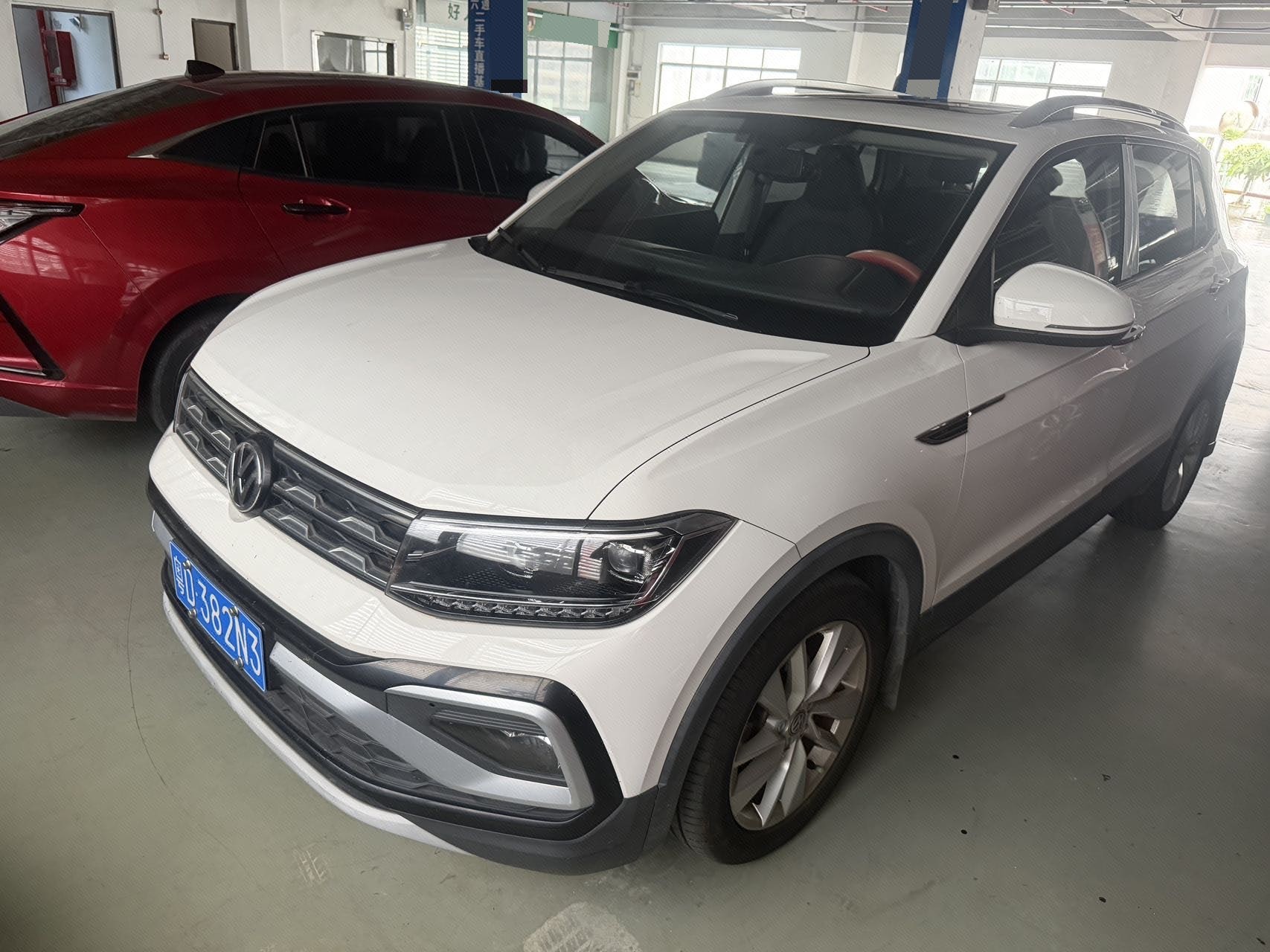 Volkswagen T-Cross 2019 car image 