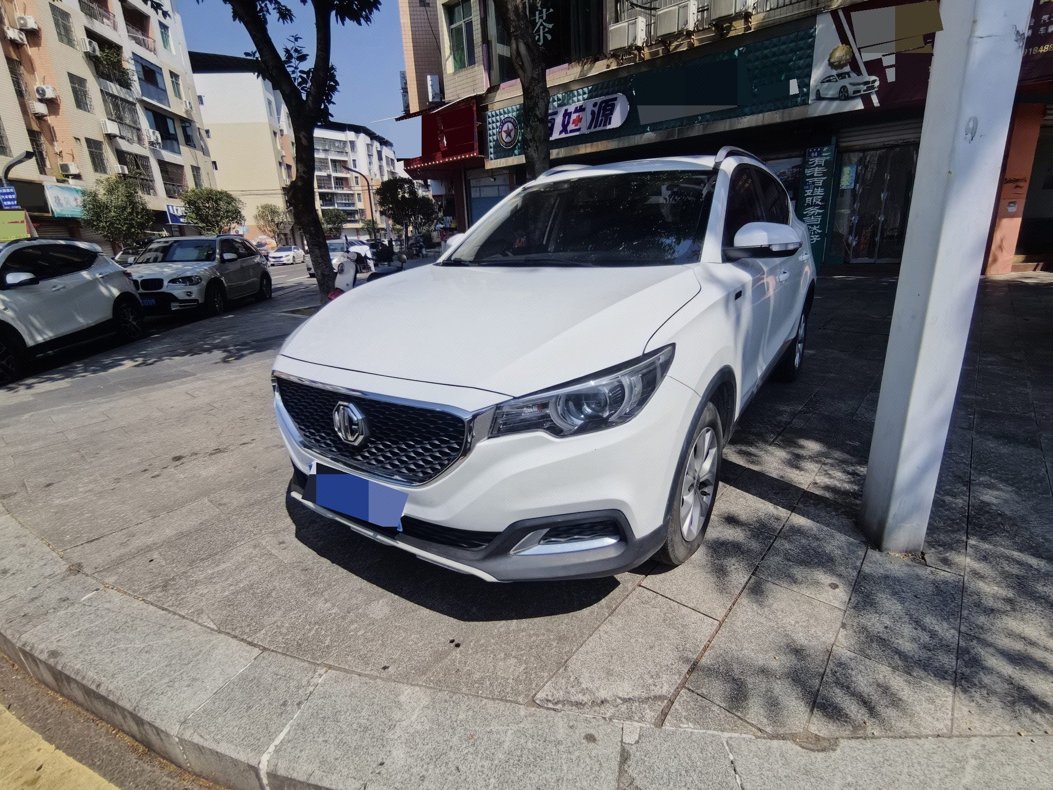MG ZS 2017 MG ZS 2017 car image