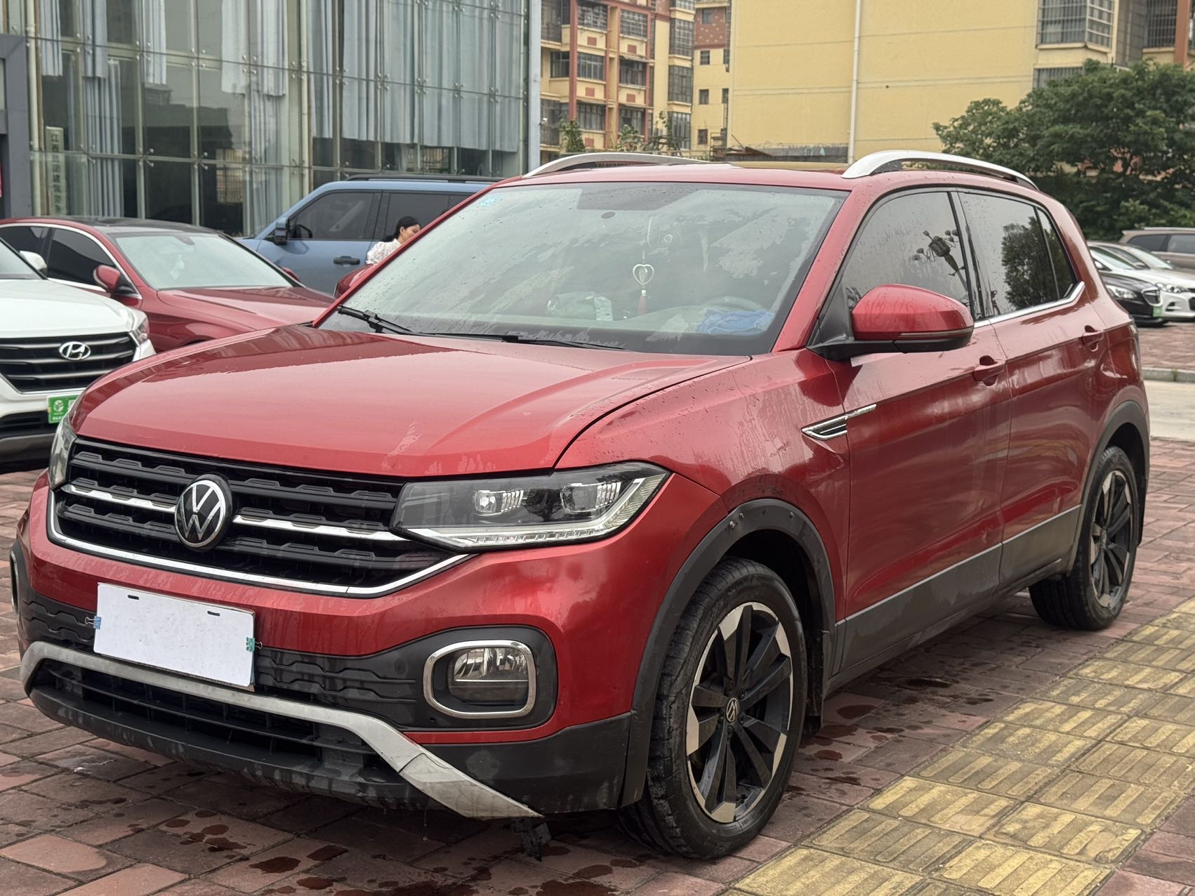 Volkswagen Tacqua 2020 car image 