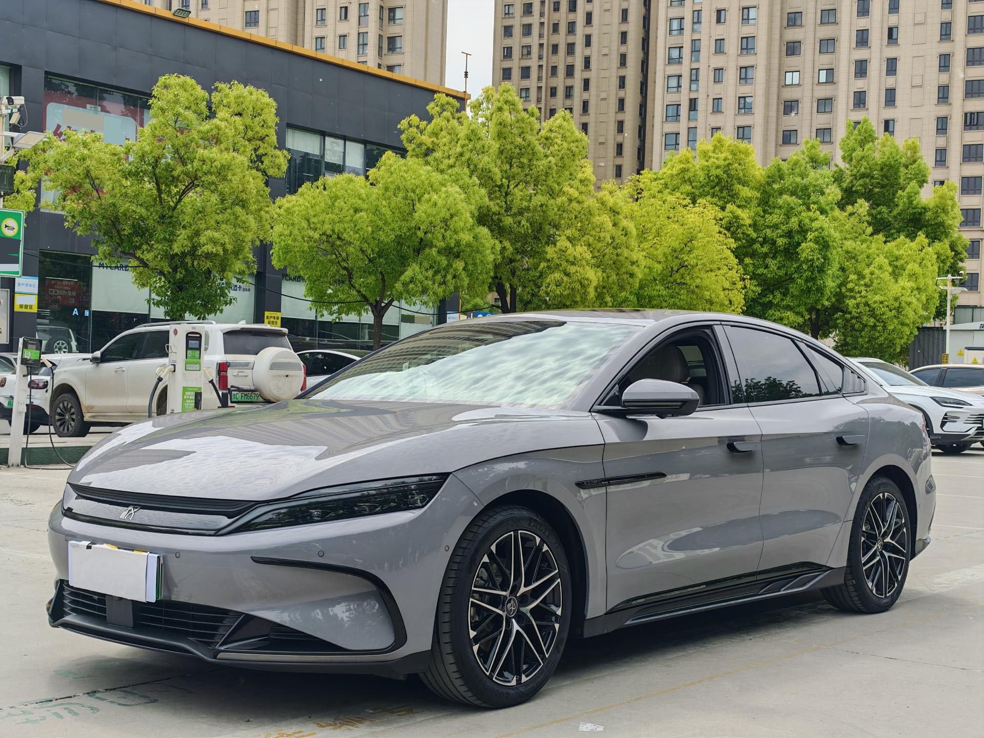 BYD Han 2025 BYD Han 2025 car image