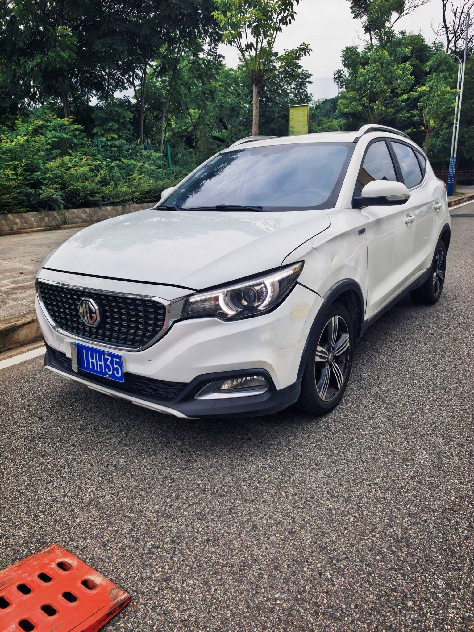 MG ZS 2018 car image 