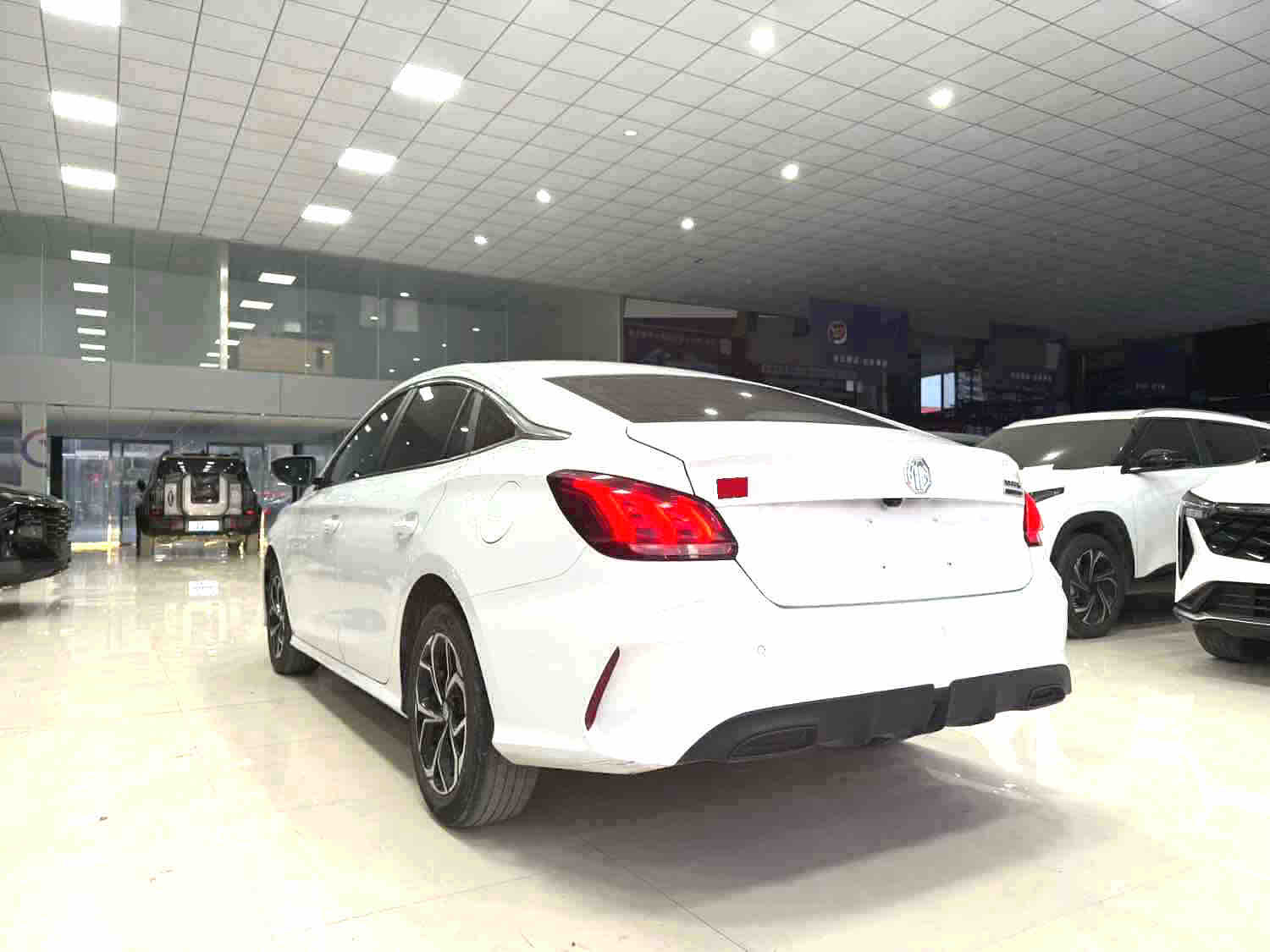 MG 5 2023 #5 MG 5 2023 immagine di auto #5