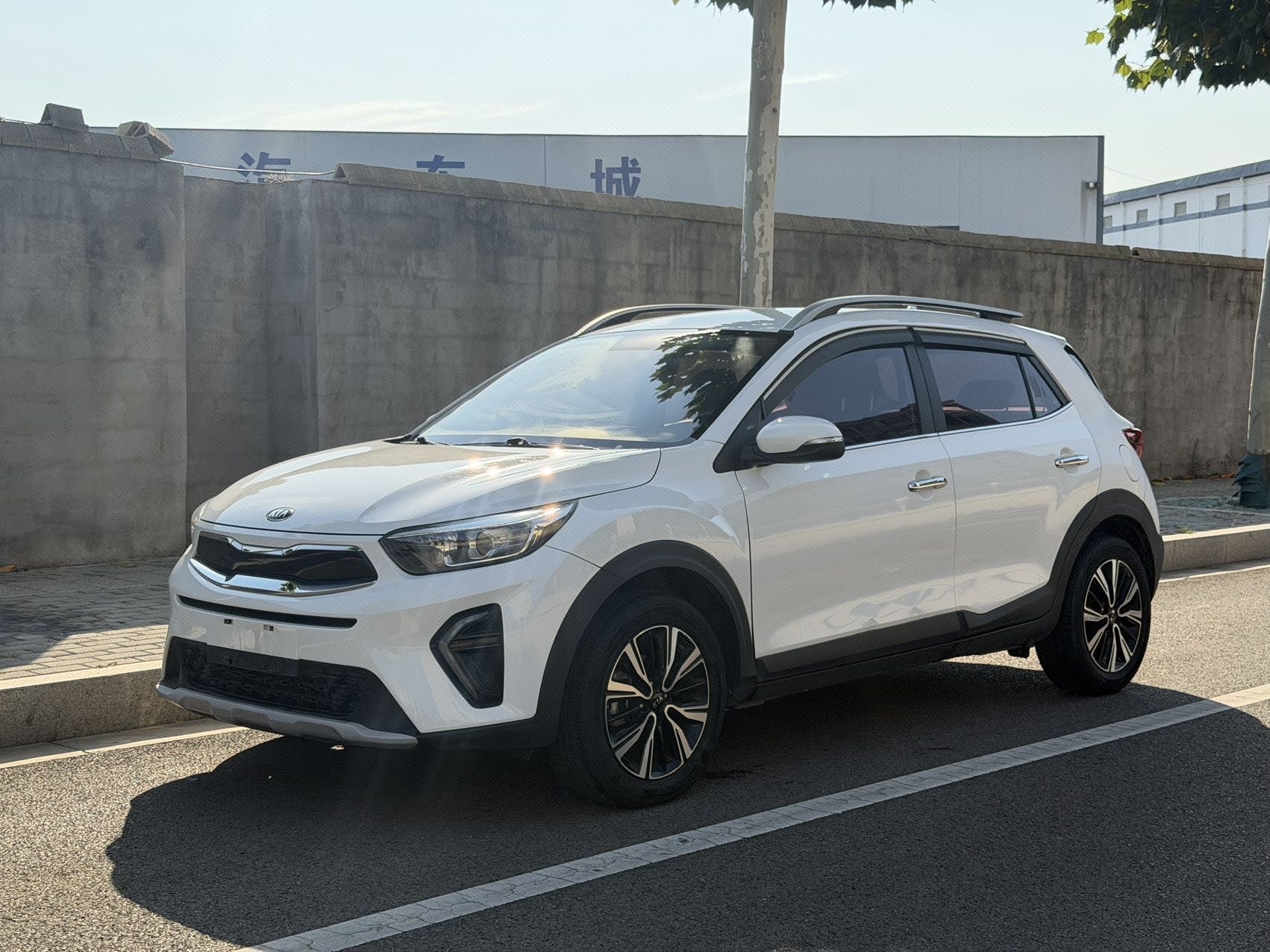 Kia KX1 2020 car image 