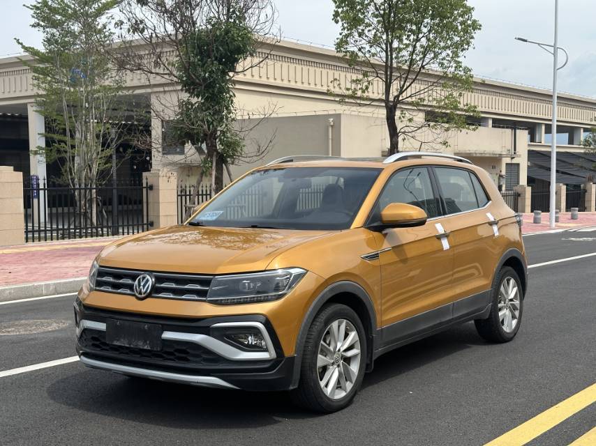 Volkswagen T-Cross 2021 car image 