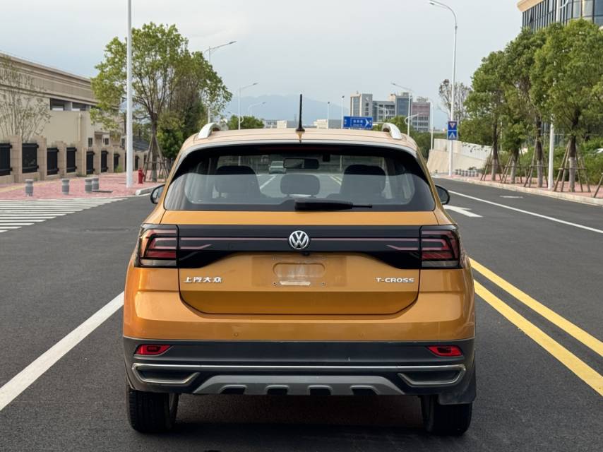 Volkswagen T-Cross 2021 immagine di auto #8