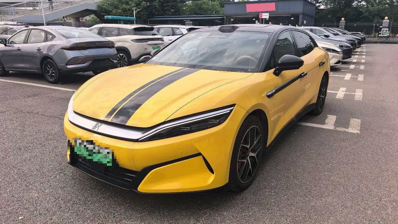 BYD HanL 2026 BYD HanL 2026 car image