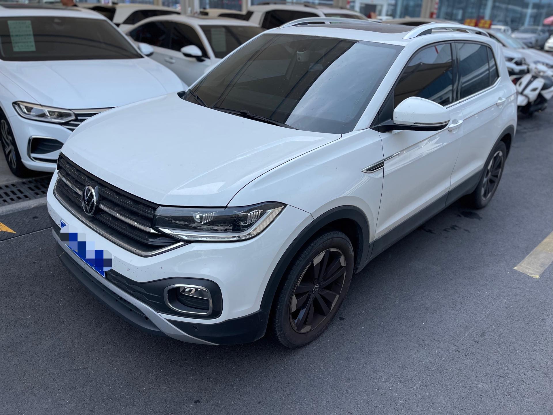 Volkswagen Tacqua 2021 Volkswagen Tacqua 2021 car image