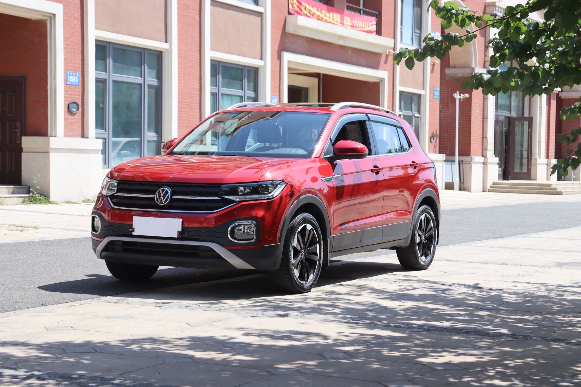 Volkswagen Tacqua 2020 car image 