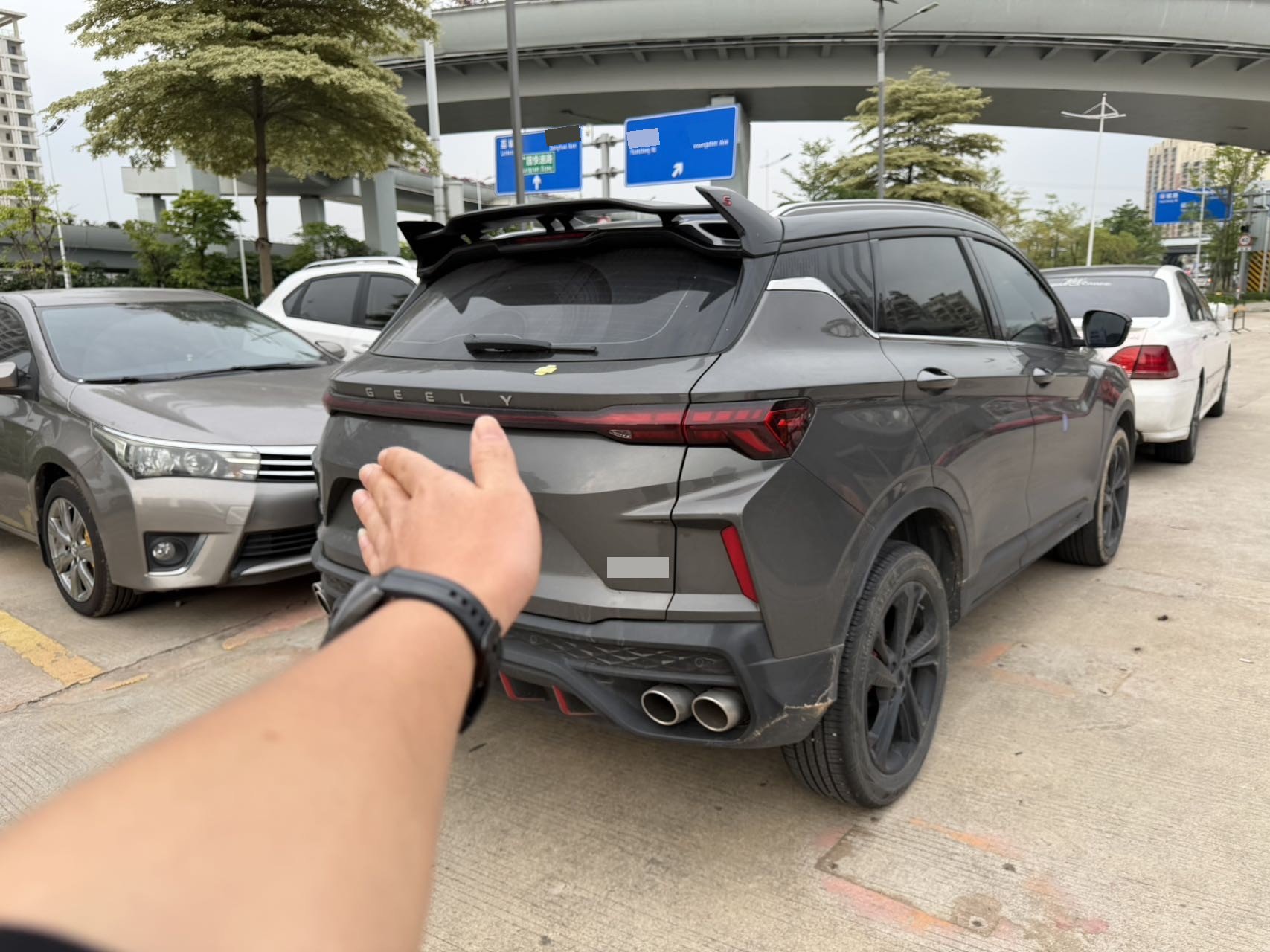 GEELY Coolray 2023 car image #4