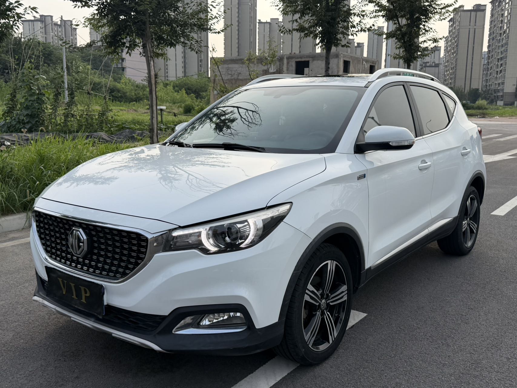 MG ZS 2019 MG ZS 2019 car image