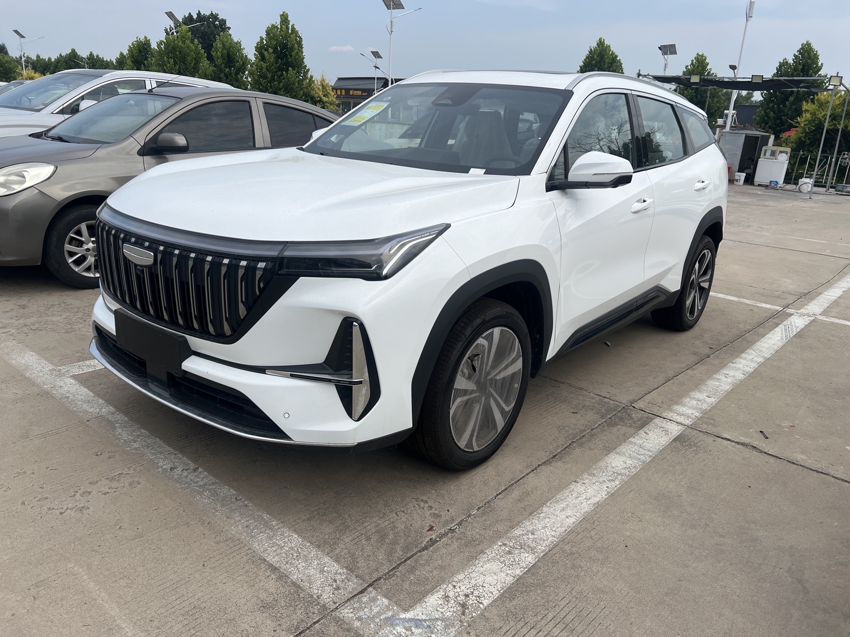 GEELY Boyue L 2026 GEELY Boyue L 2026 car image