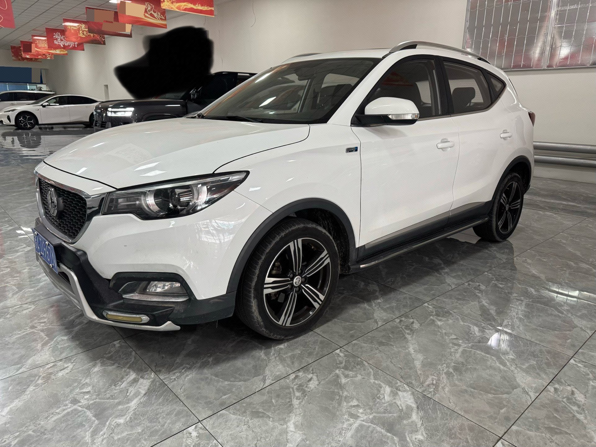 MG ZS 2017 MG ZS 2017 car image