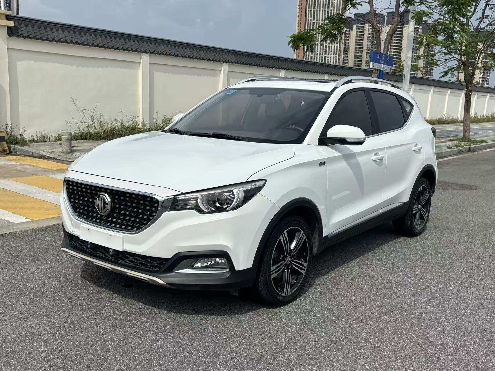 MG ZS 2019 MG ZS 2019 car image