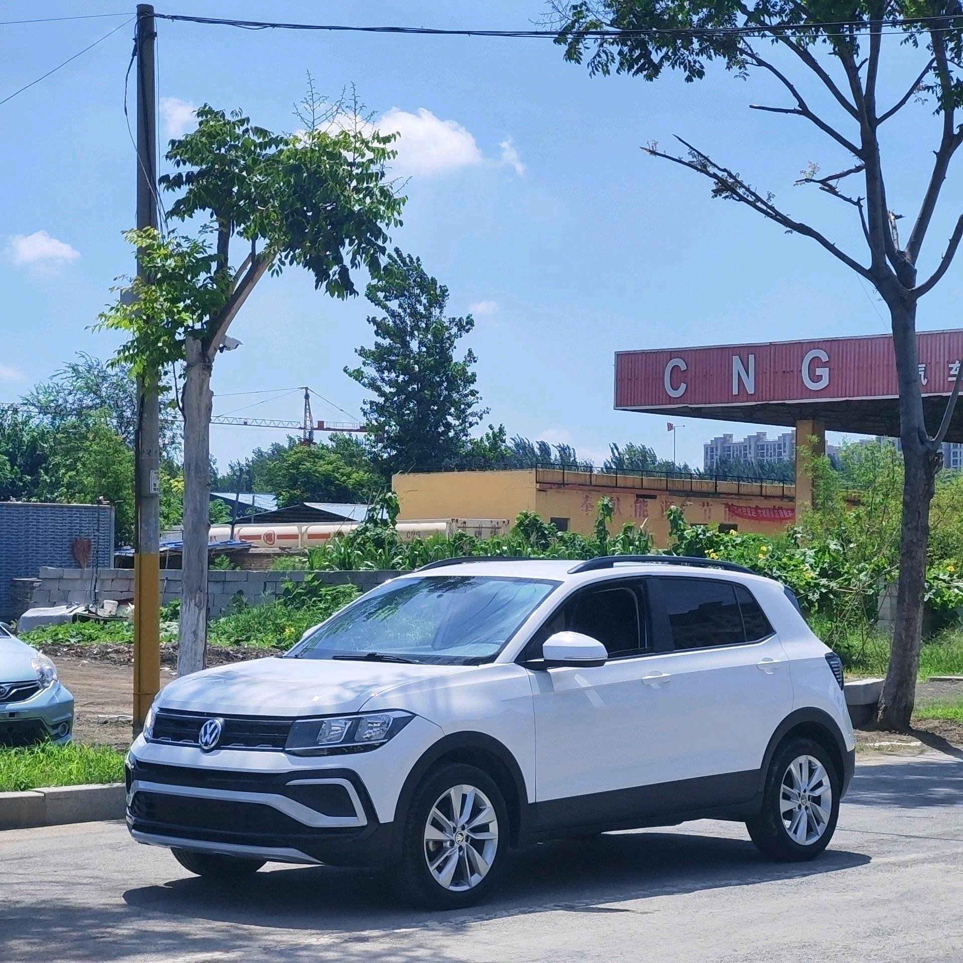 Volkswagen T-Cross 2019 Volkswagen T-Cross 2019 car image