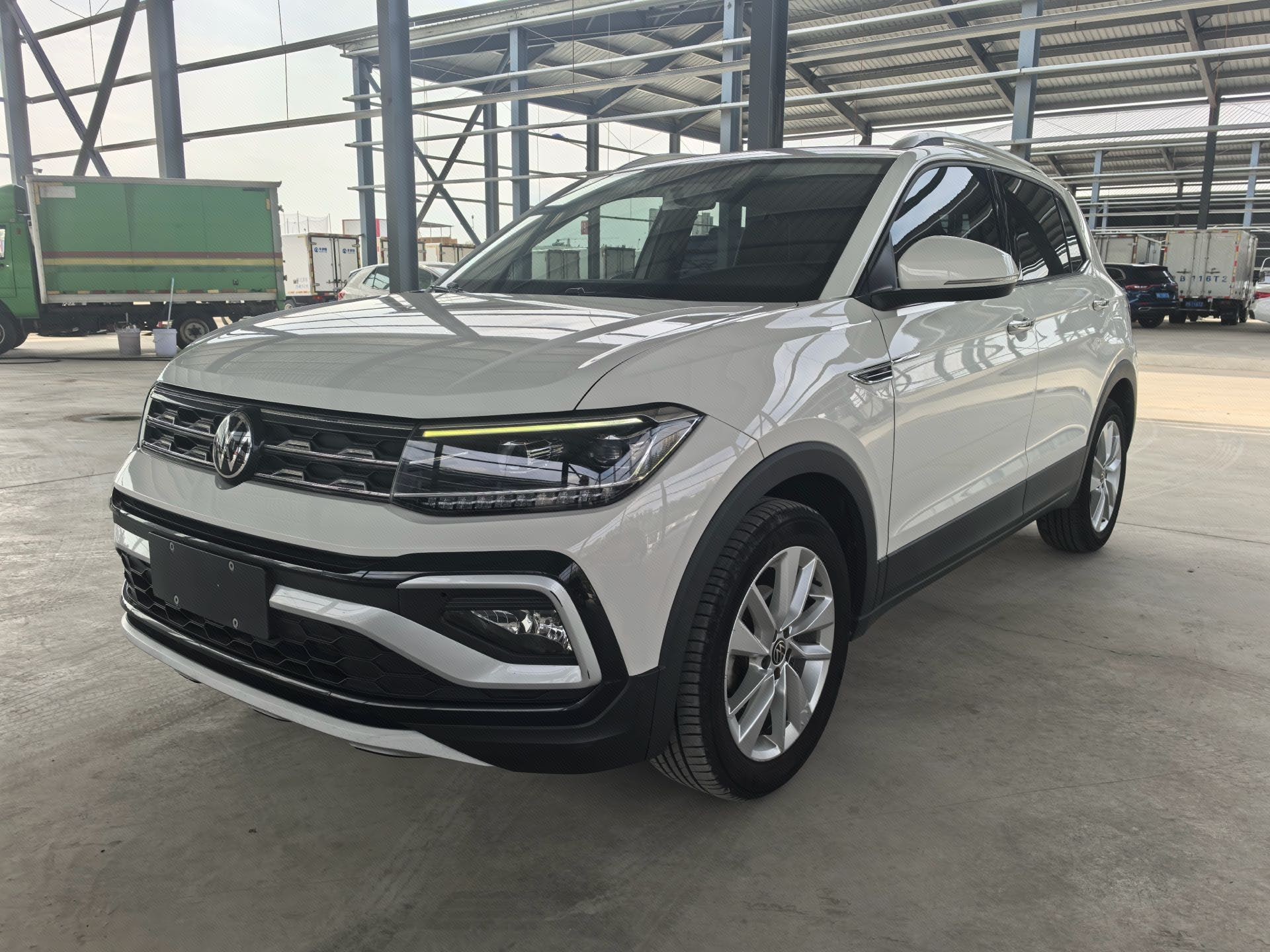 Volkswagen T-Cross 2022 Volkswagen T-Cross 2022 car image