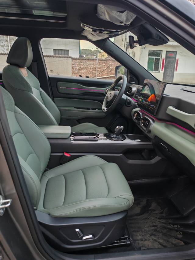 GEELY Cowboy 2025 car image #3