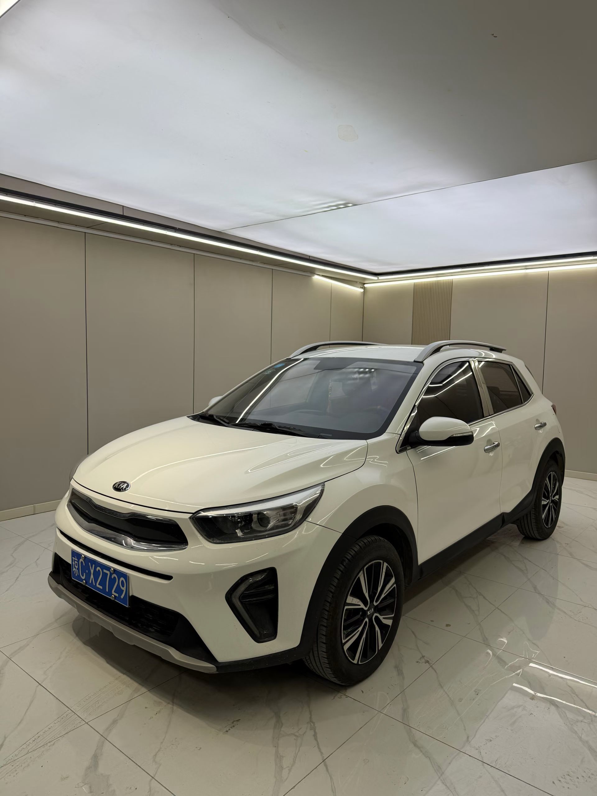 Kia KX1 2019 Kia KX1 2019 car image
