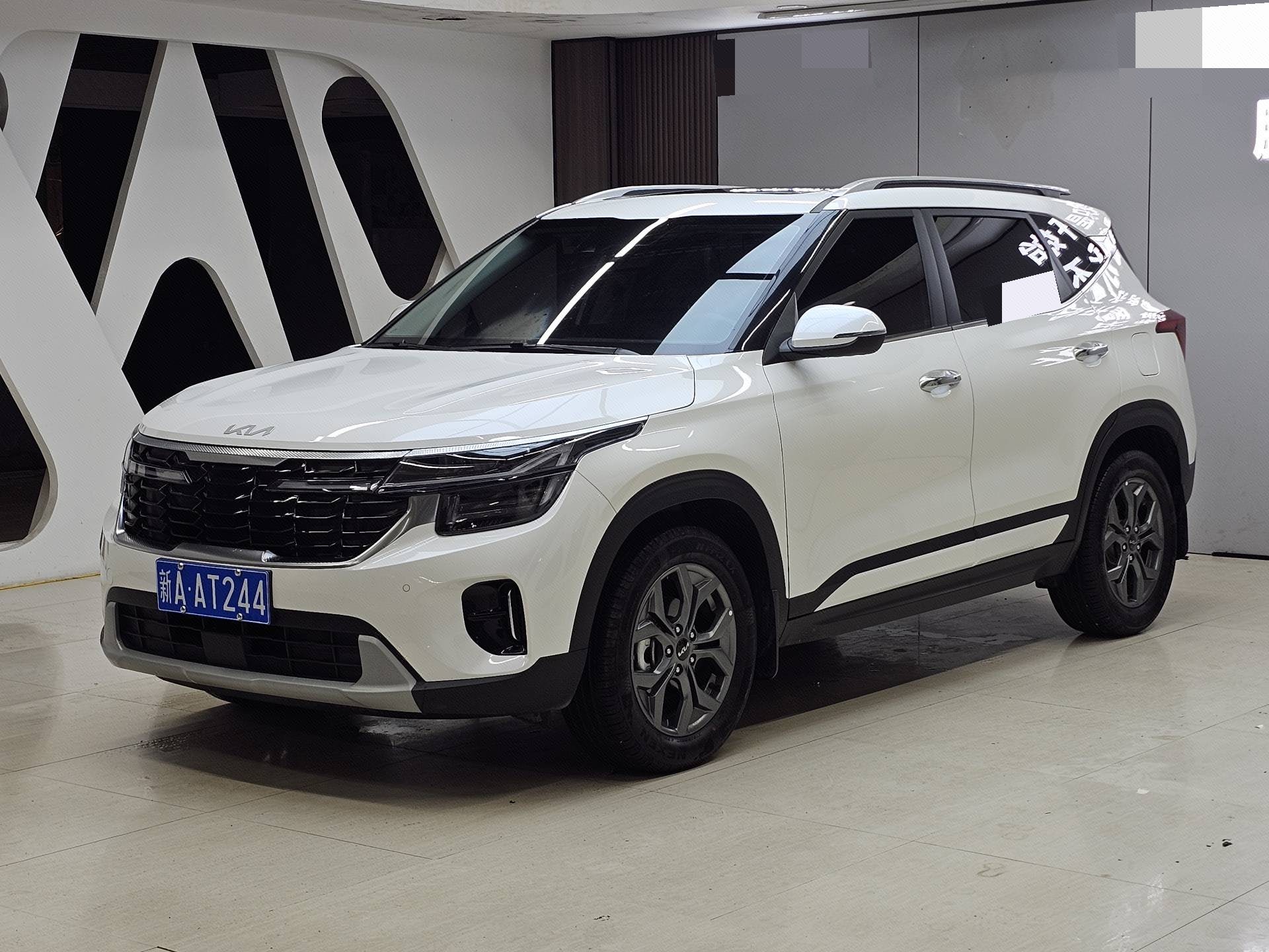 Kia Seltos 2024 Kia Seltos 2024 car image