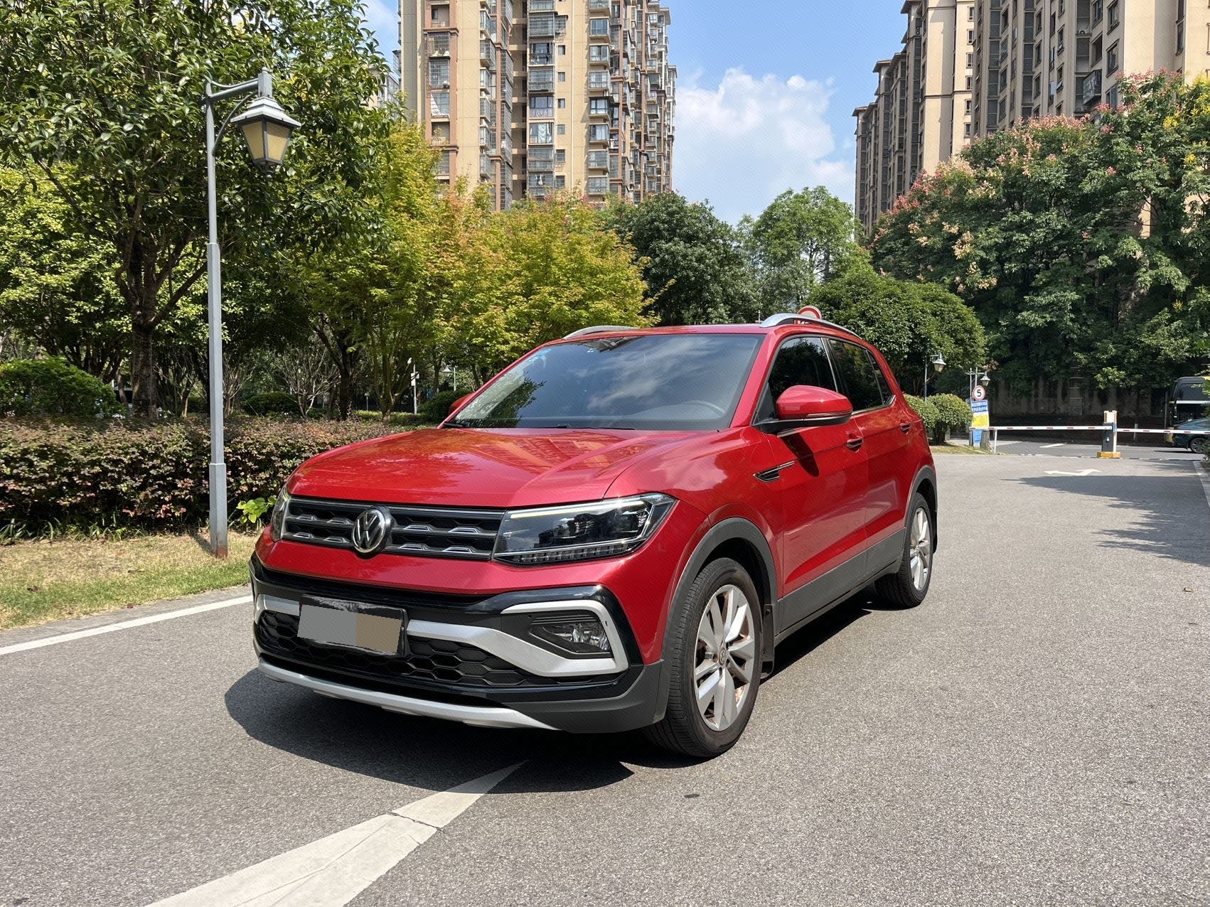 Volkswagen T-Cross 2020 car image 