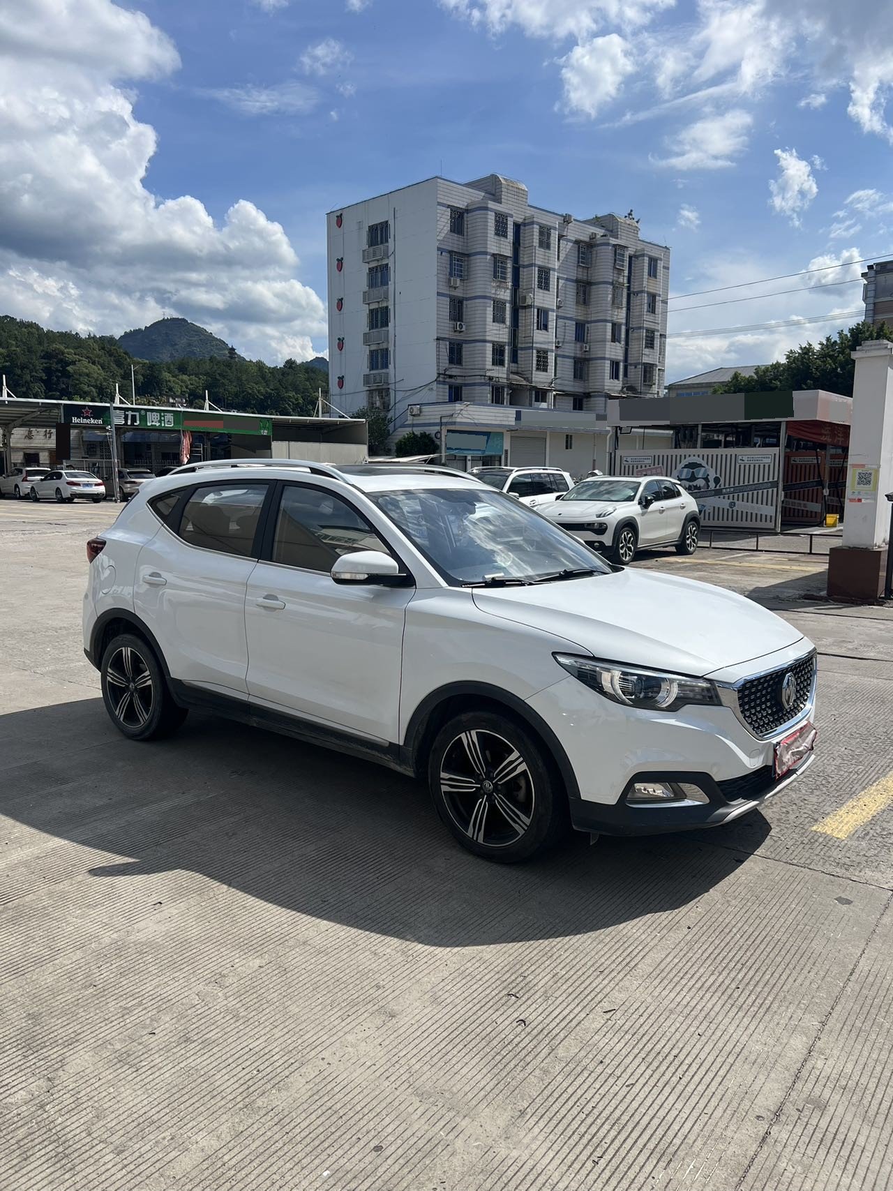 MG ZS 2018 immagine di auto #2