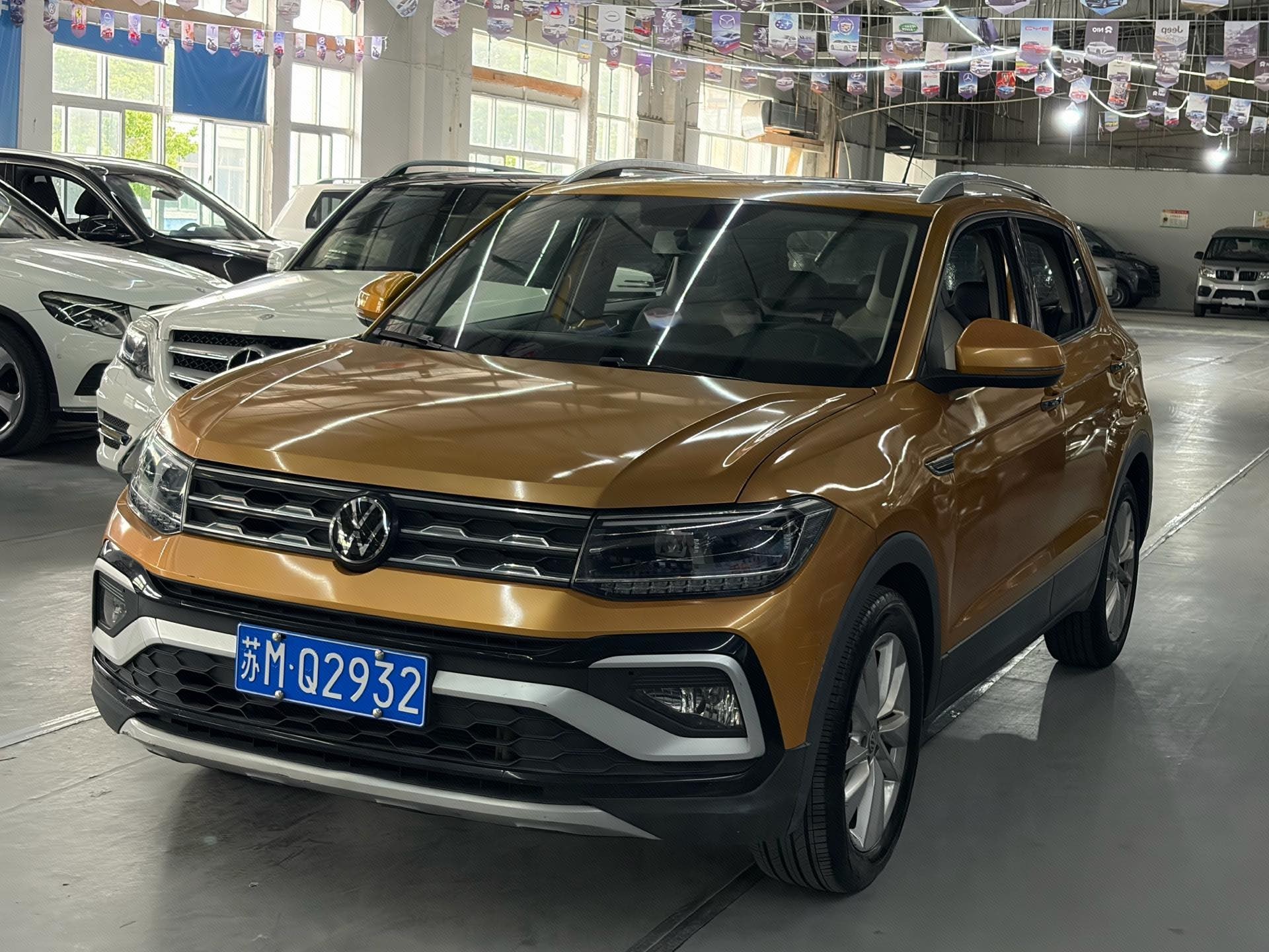 Volkswagen T-Cross 2019 Volkswagen T-Cross 2019 car image