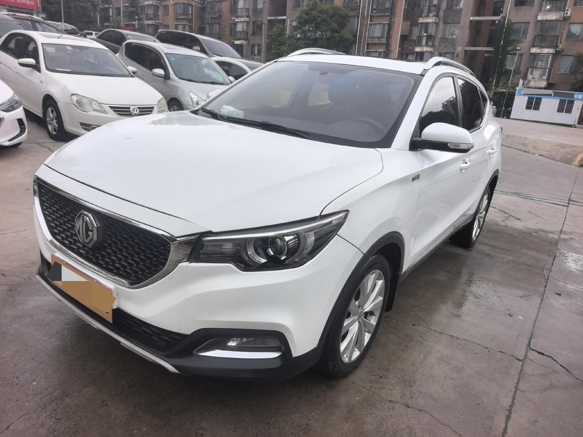 MG ZS 2017 MG ZS 2017 car image