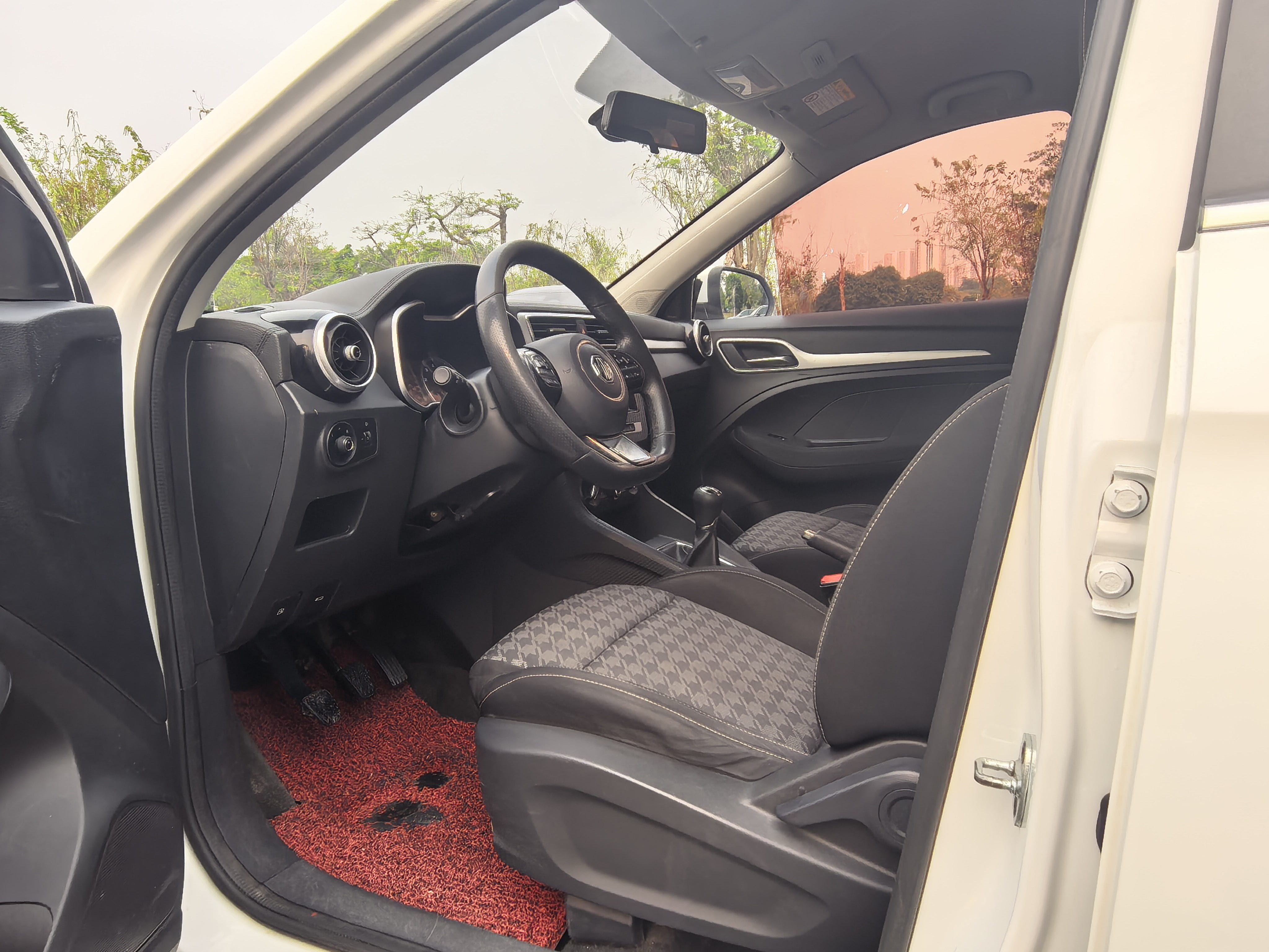 MG ZS 2018 immagine di auto #6