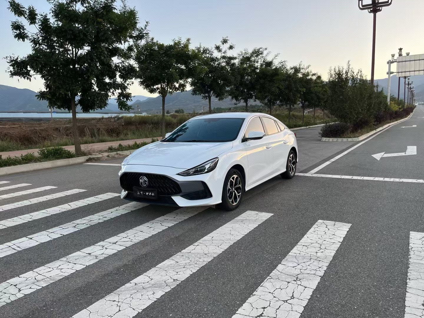 MG 5 2024 MG 5 2024 car image