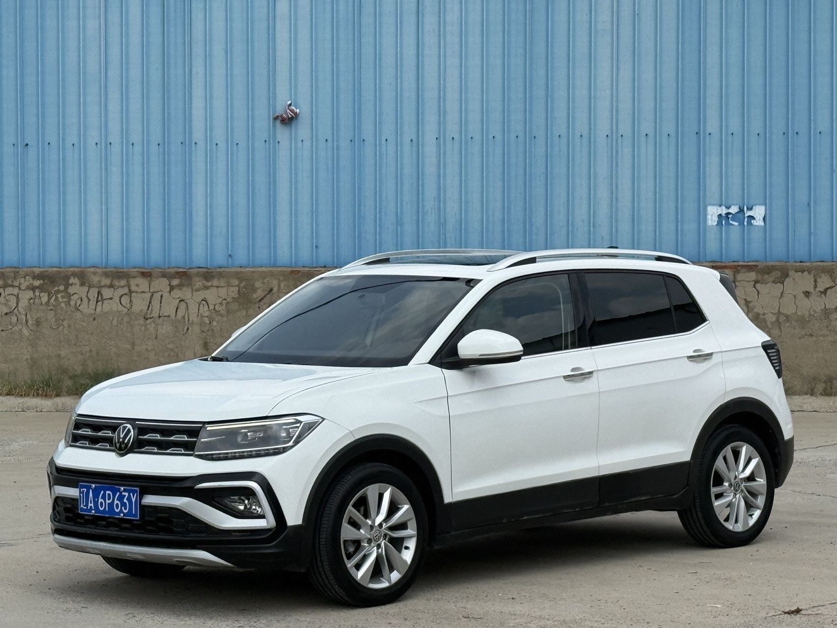 Volkswagen T-Cross 2021 Volkswagen T-Cross 2021 car image