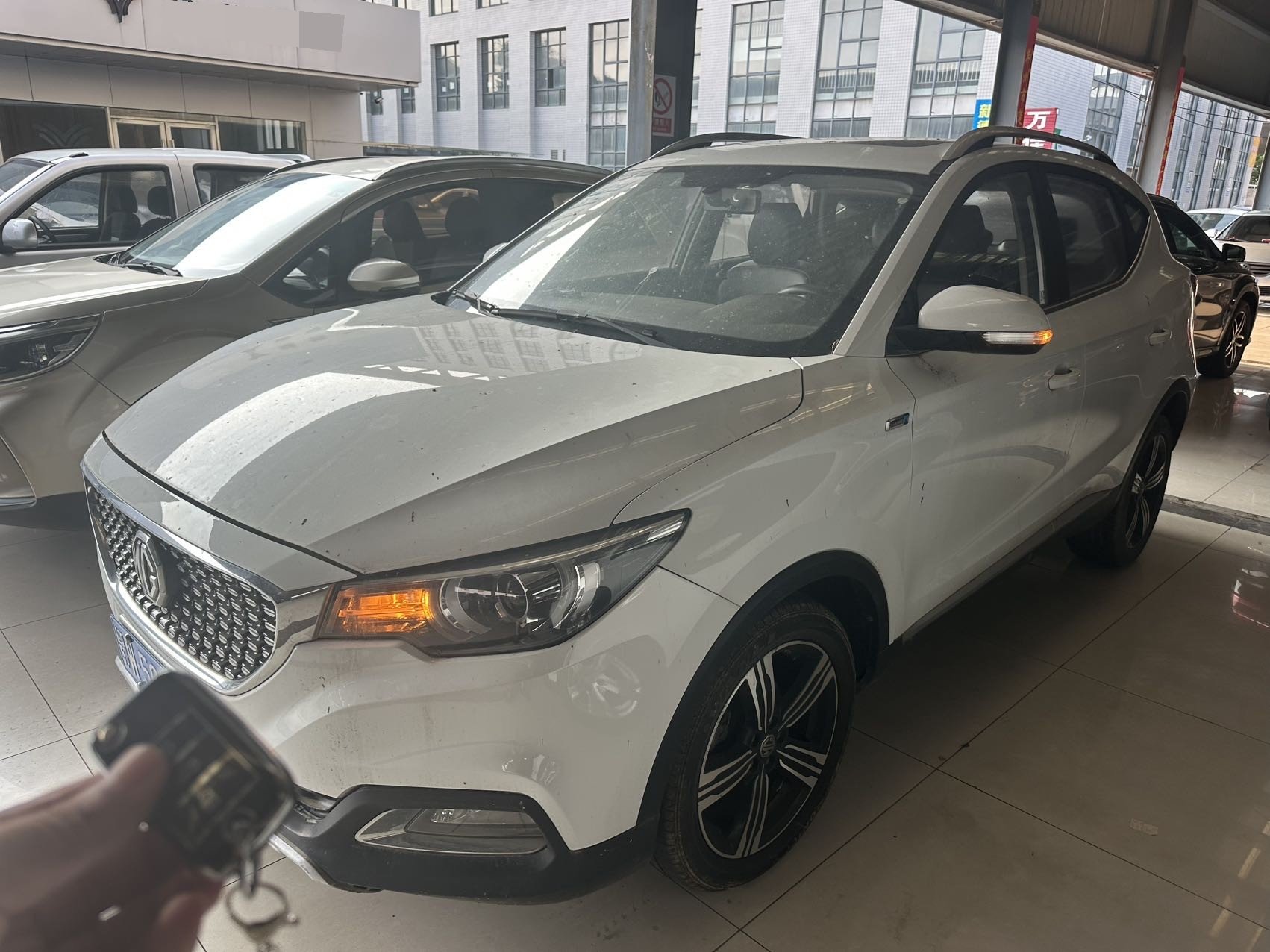 MG ZS 2018 car image 