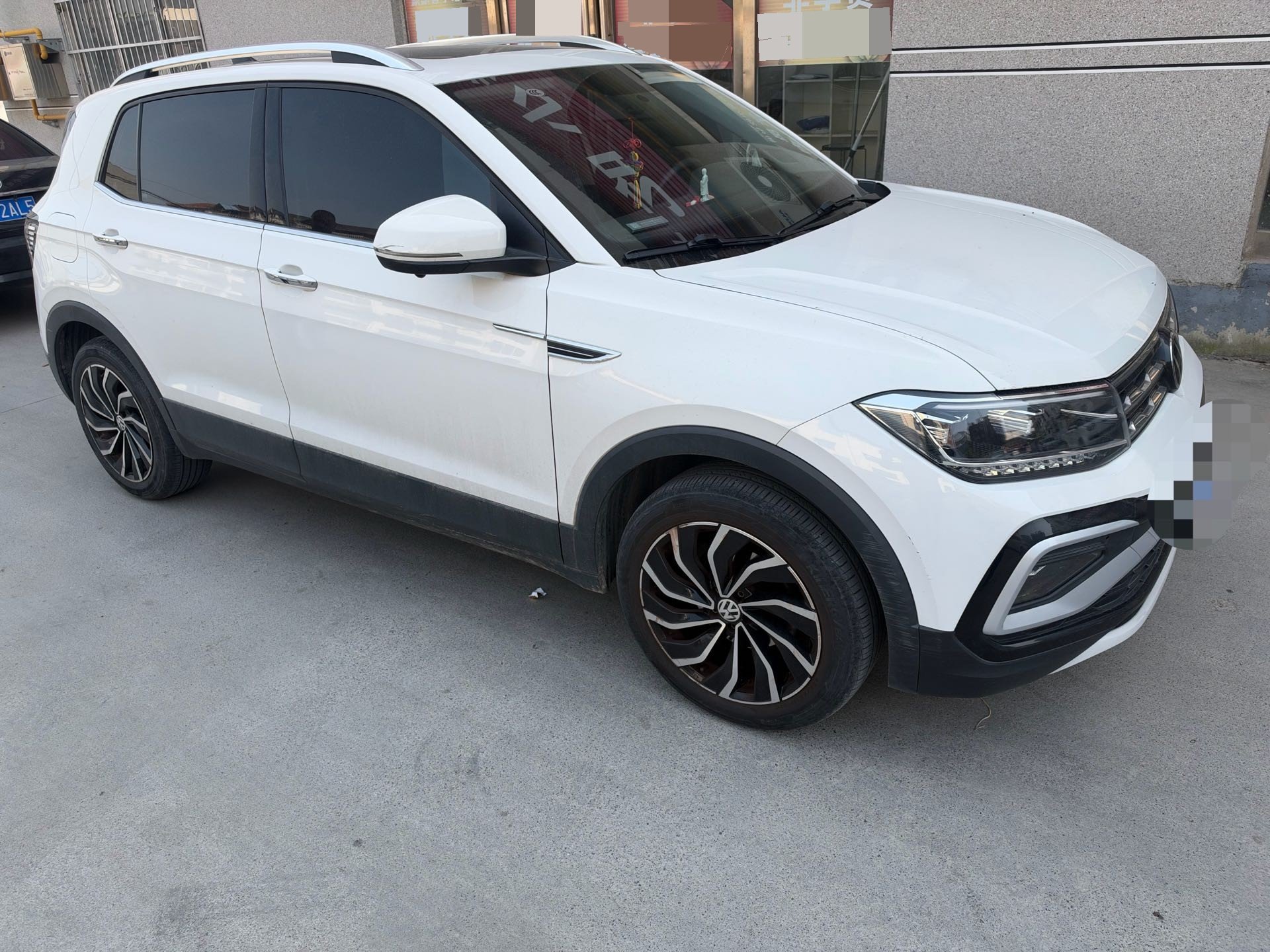 Volkswagen T-Cross 2021 #3 Volkswagen T-Cross 2021 car image #3