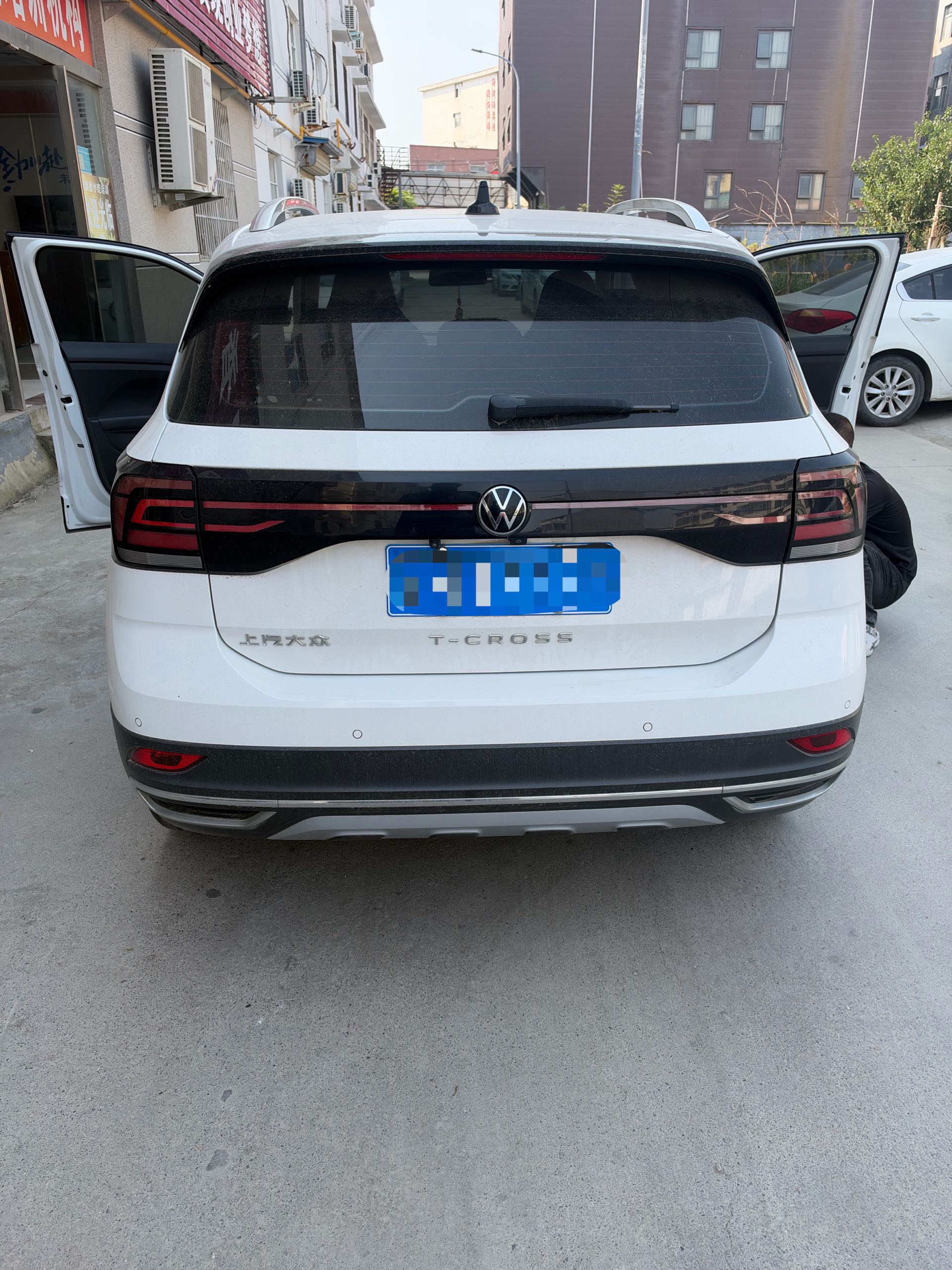 Volkswagen T-Cross 2021 #4 Volkswagen T-Cross 2021 car image #4