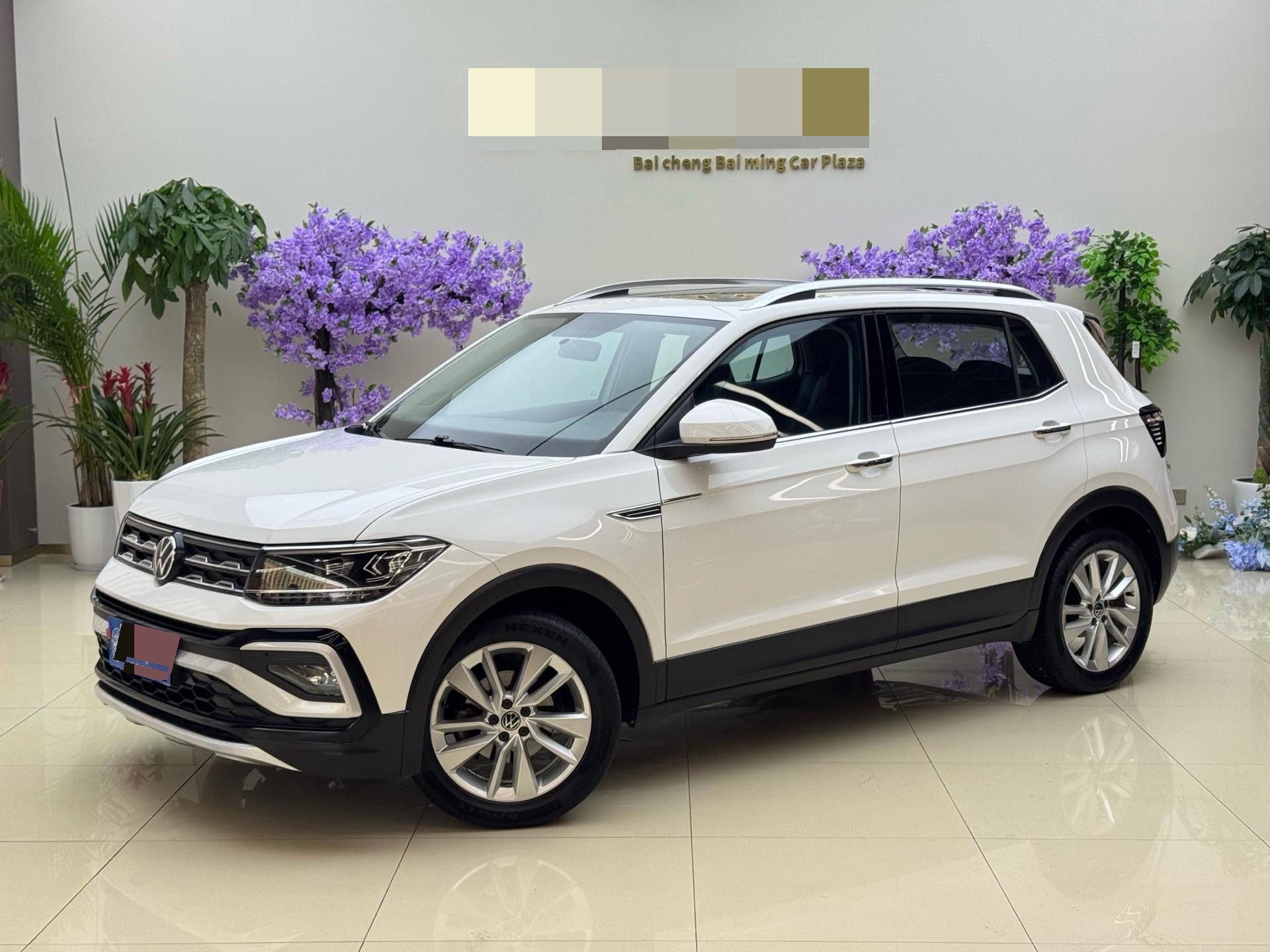 Volkswagen T-Cross 2021 Volkswagen T-Cross 2021 car image