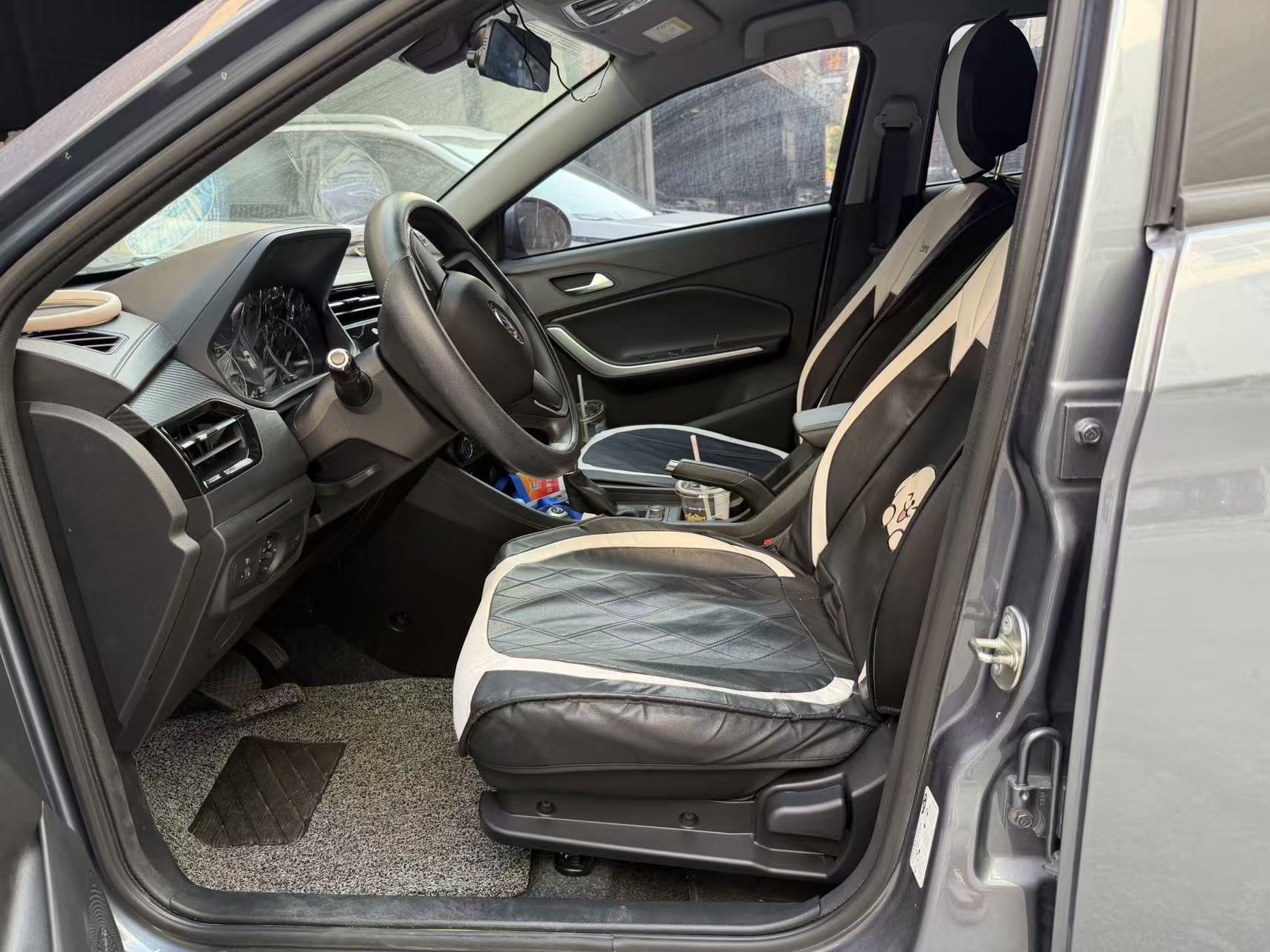 Chery Tiggo 3x 2025 immagine di auto #4