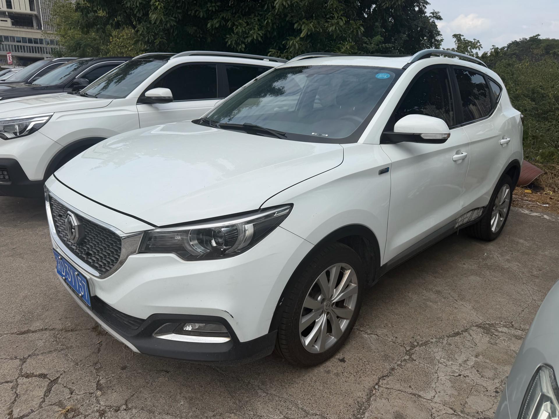 MG ZS 2017 MG ZS 2017 car image