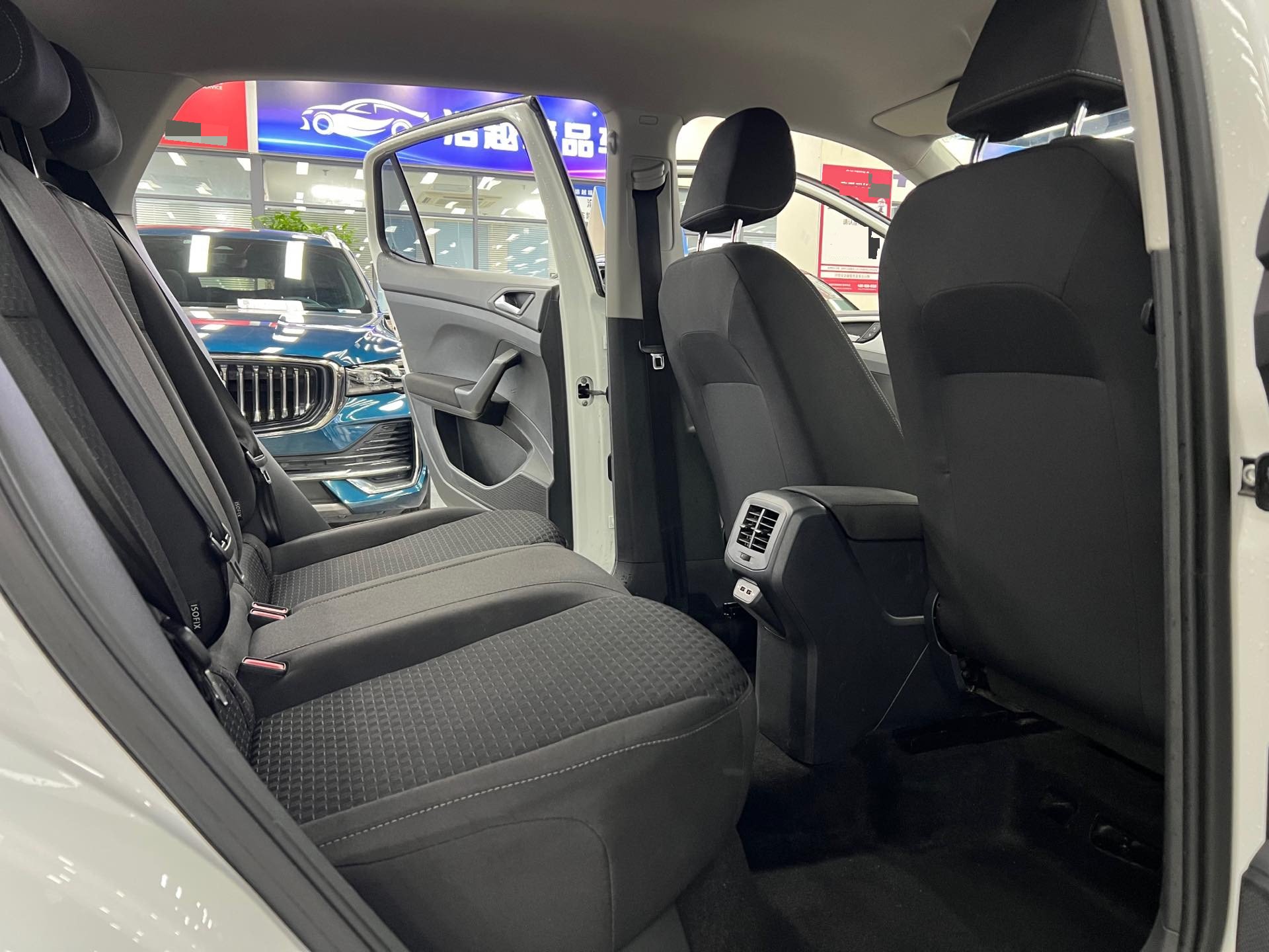 Volkswagen Tacqua 2020 #8 Volkswagen Tacqua 2020 immagine di auto #8