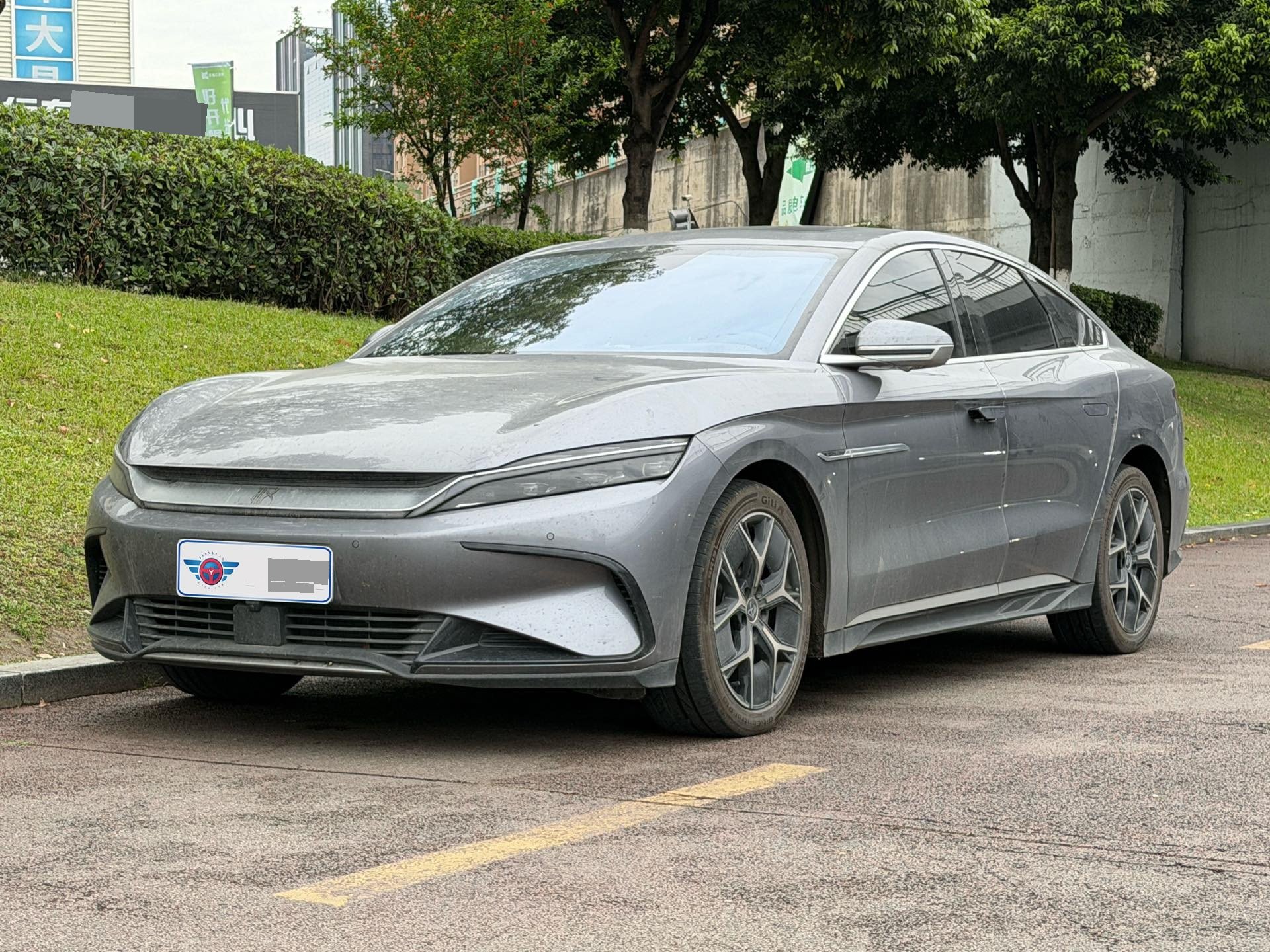 BYD Han 2024 BYD Han 2024 car image
